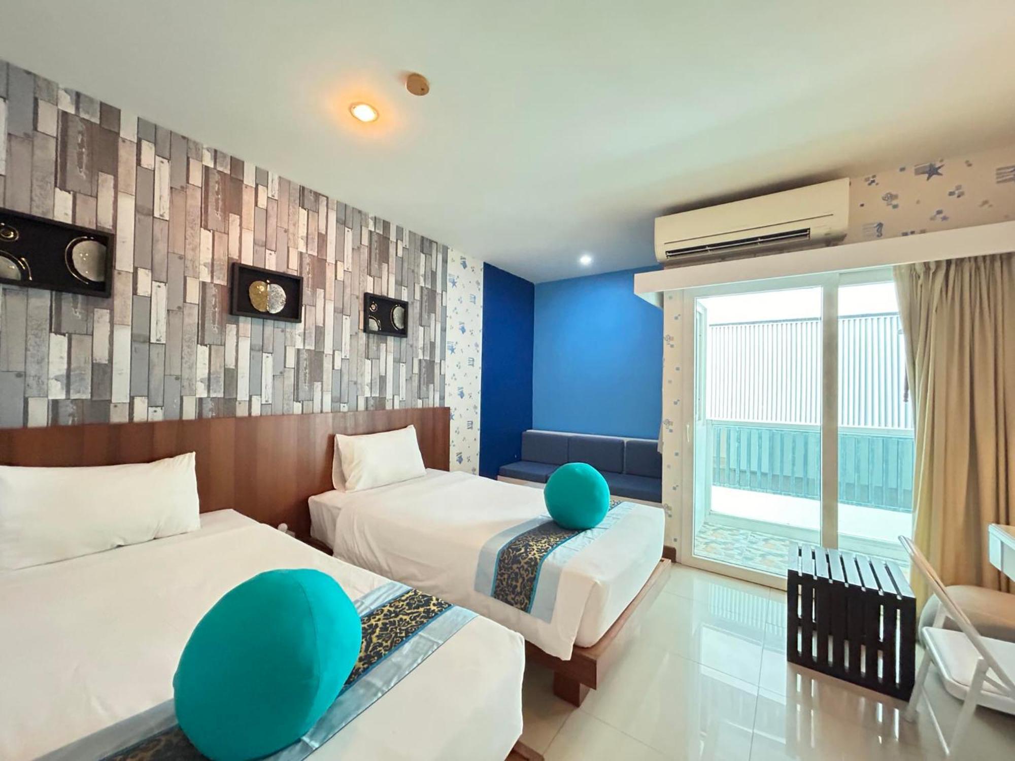 Studio S Room