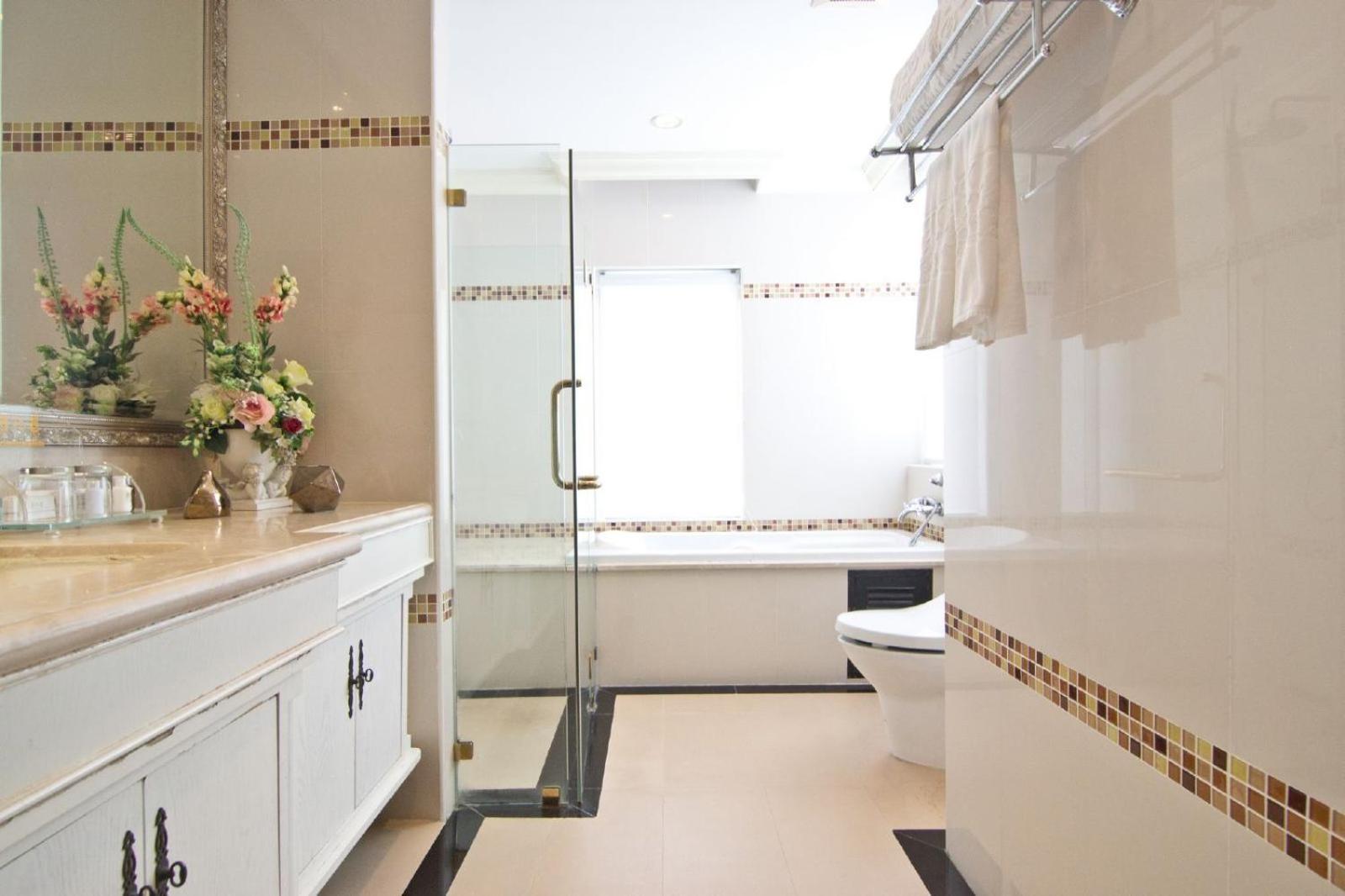 Duplex Three-Bedroom Suite