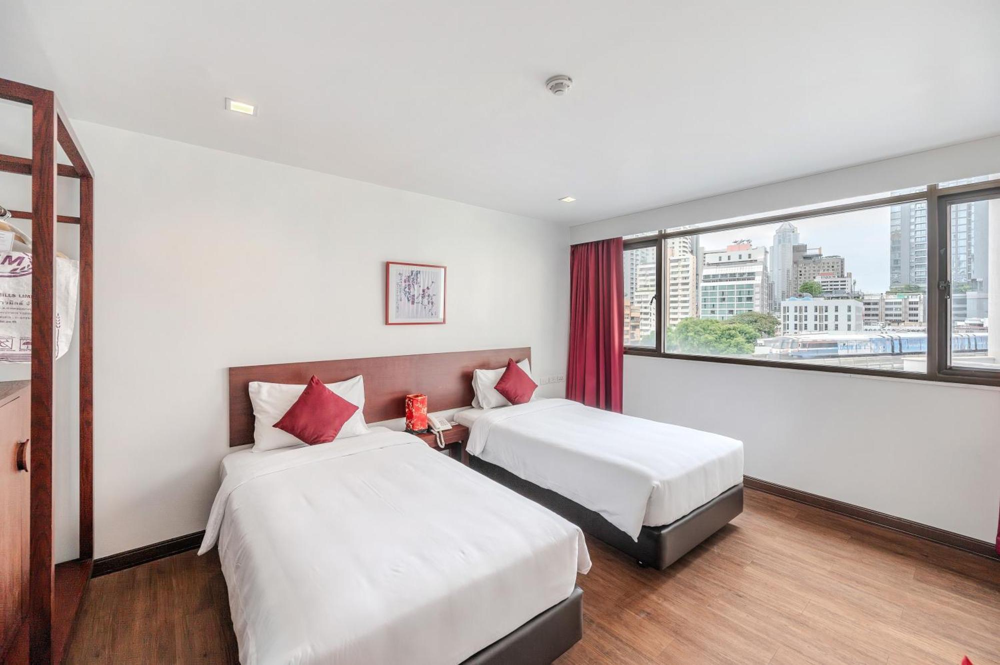 Deluxe Twin Room