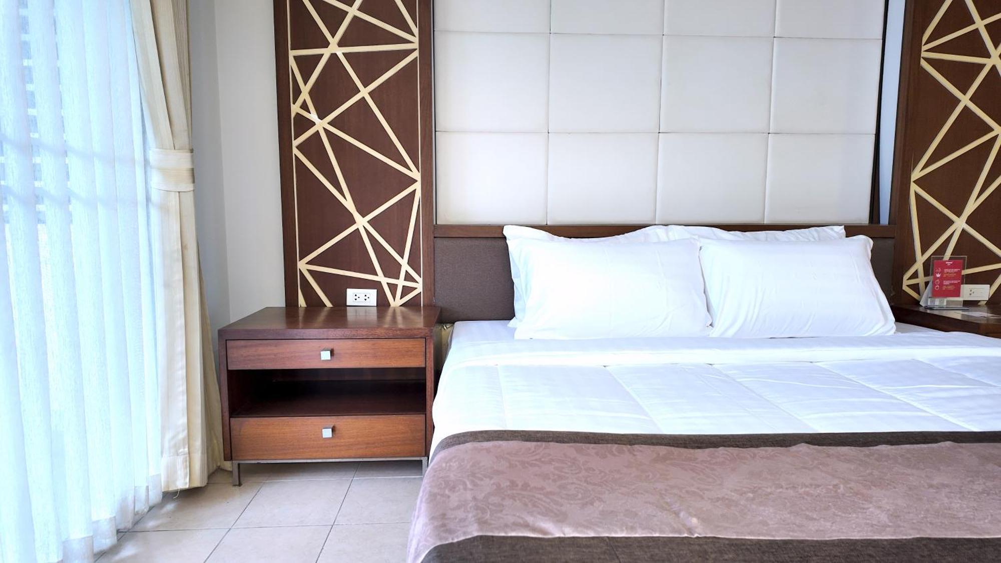 One Bedroom Deluxe