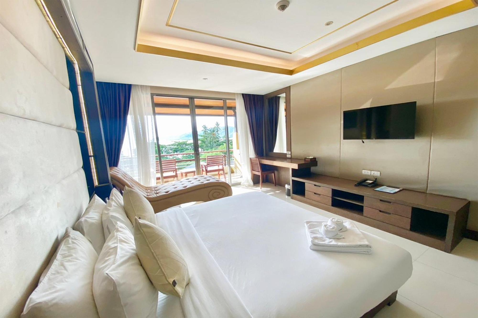 Executive Suite
