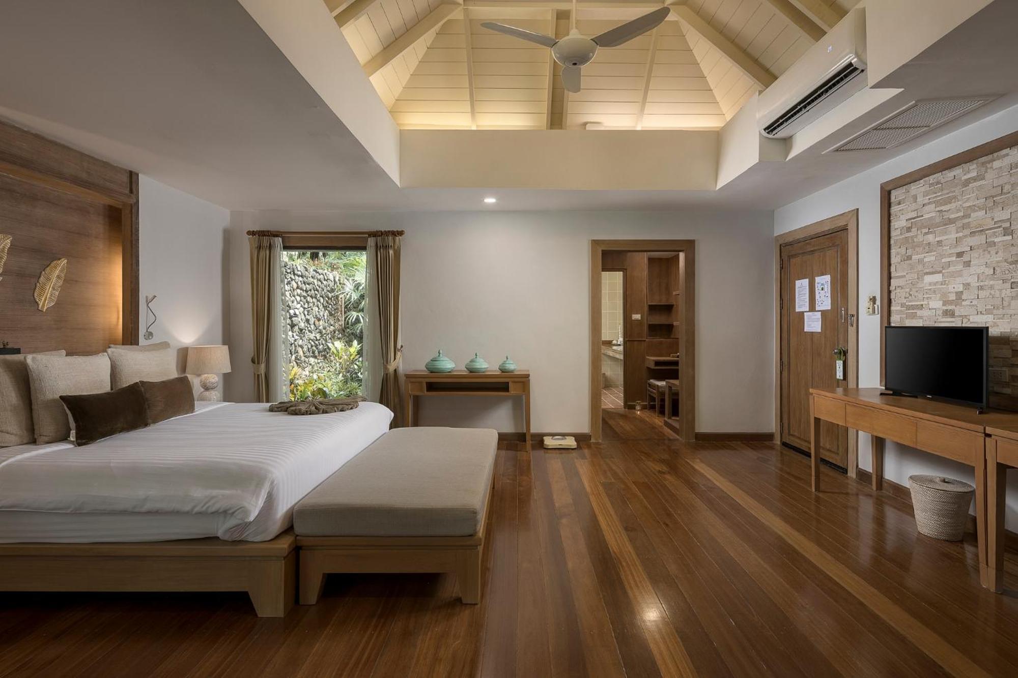 Villa Side Seaview
