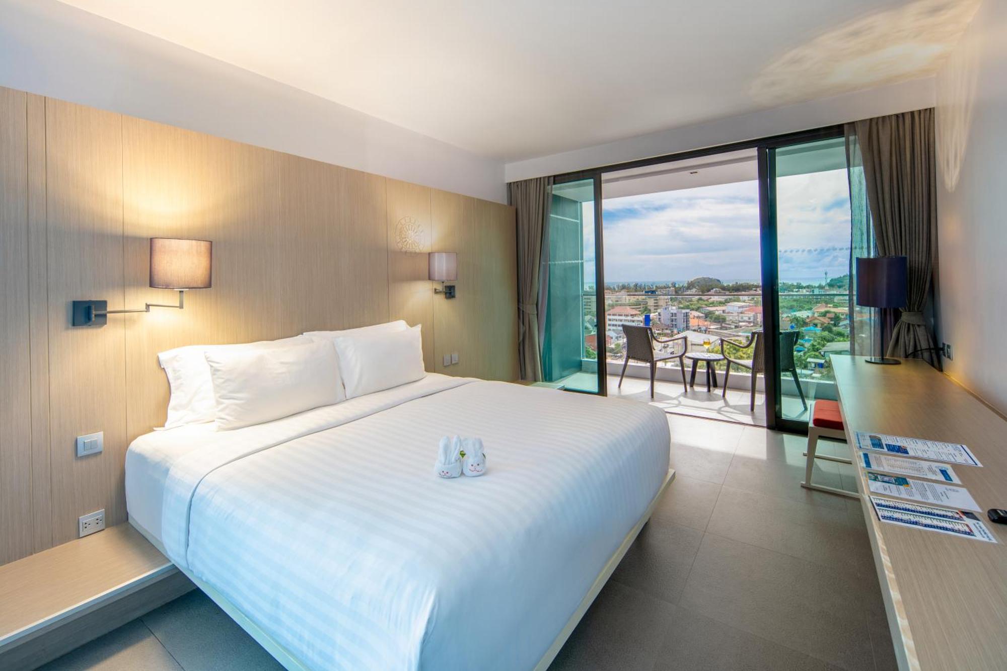 Deluxe Double Sea View