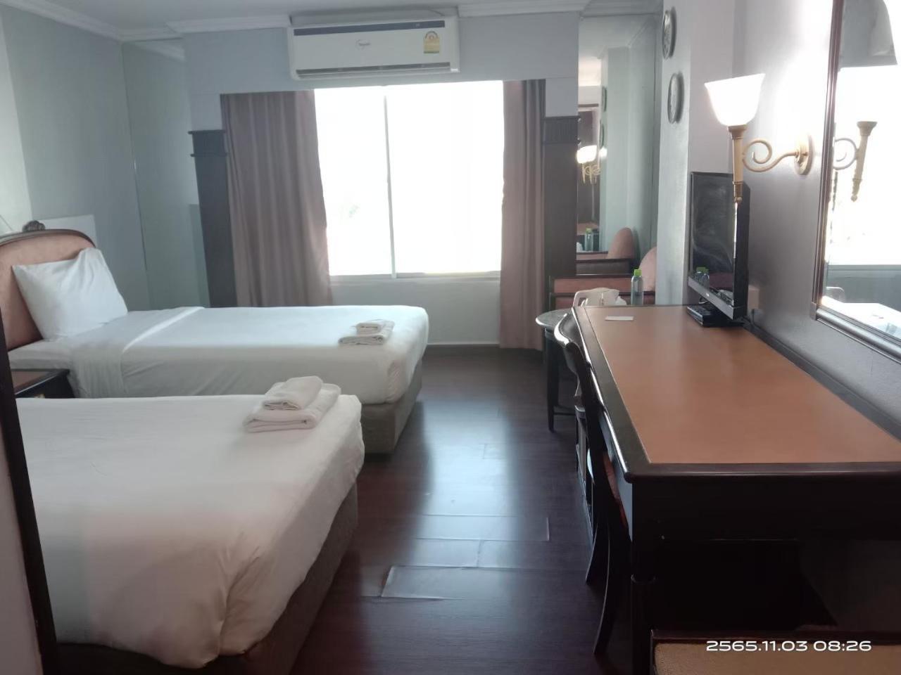 Superior Twin Room