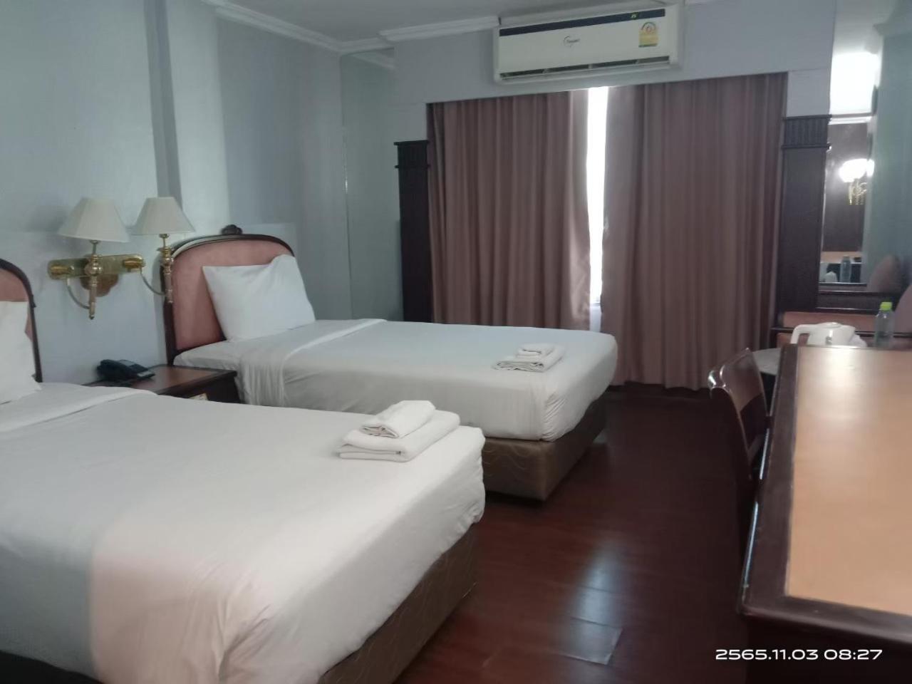 Superior Twin Room