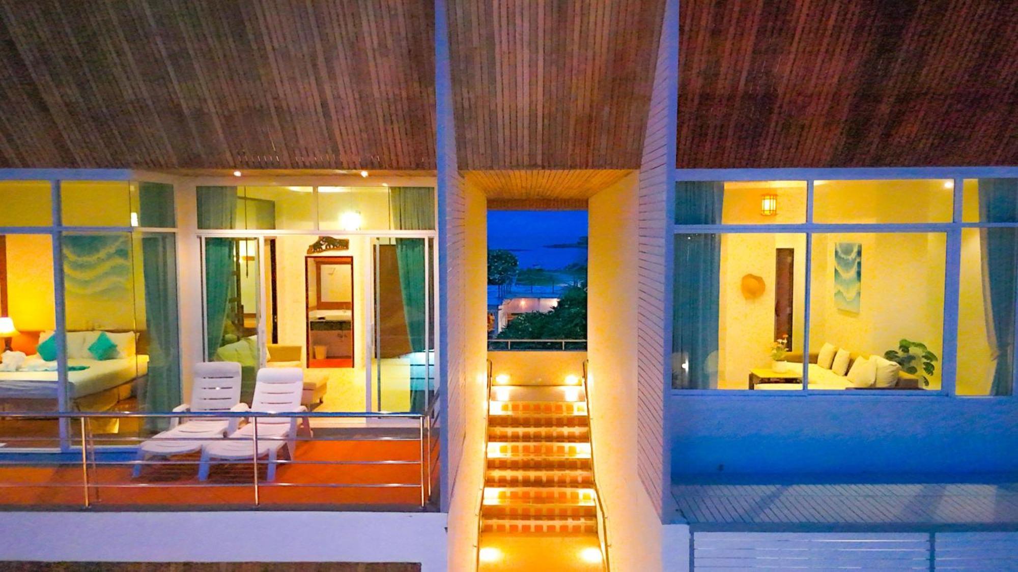 Suite with Sea View