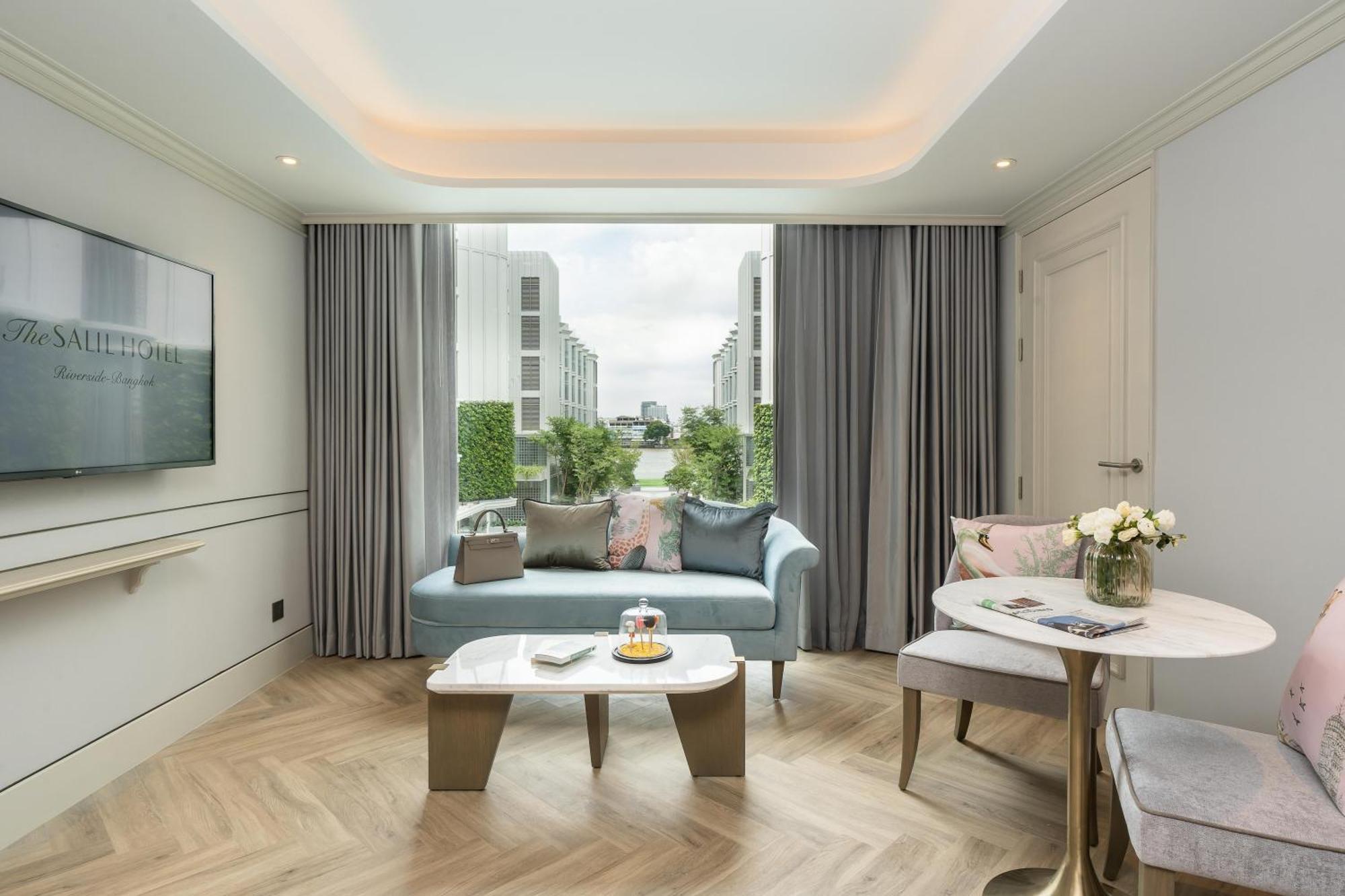 One-Bedroom River view