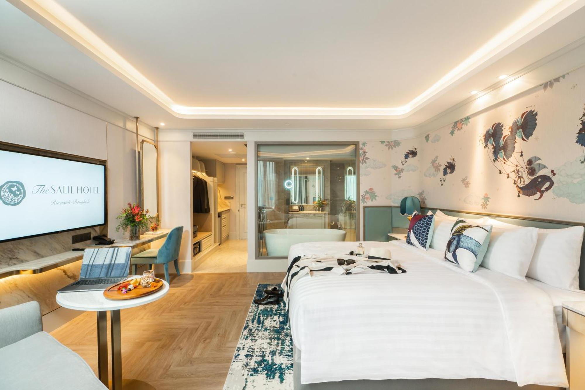 Deluxe Room River View