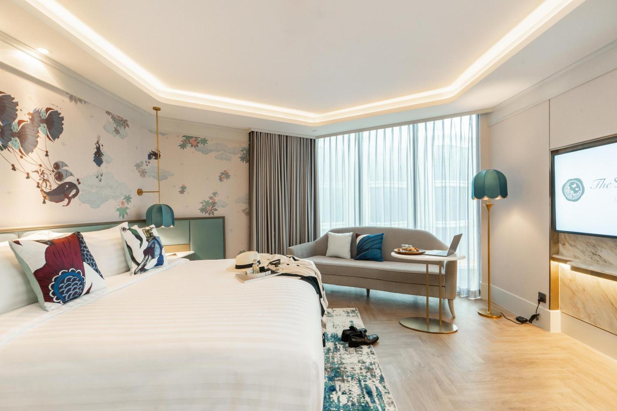 Deluxe Room River View