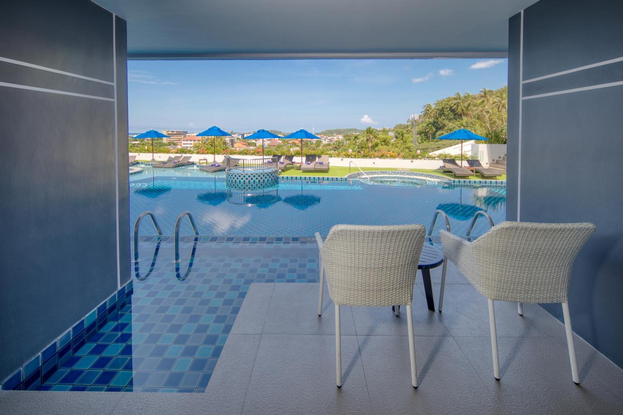 Superior Double Room Pool Access