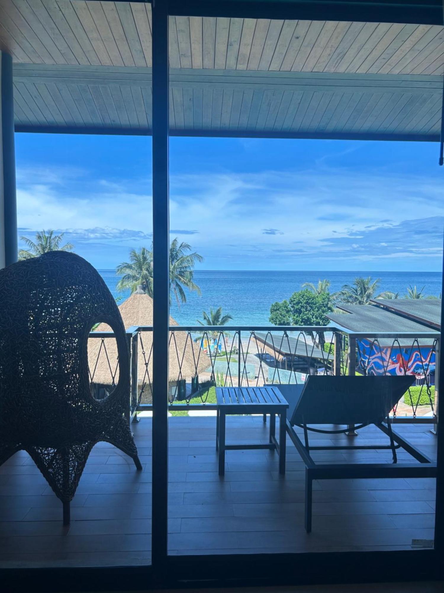 Superior Pool View Room