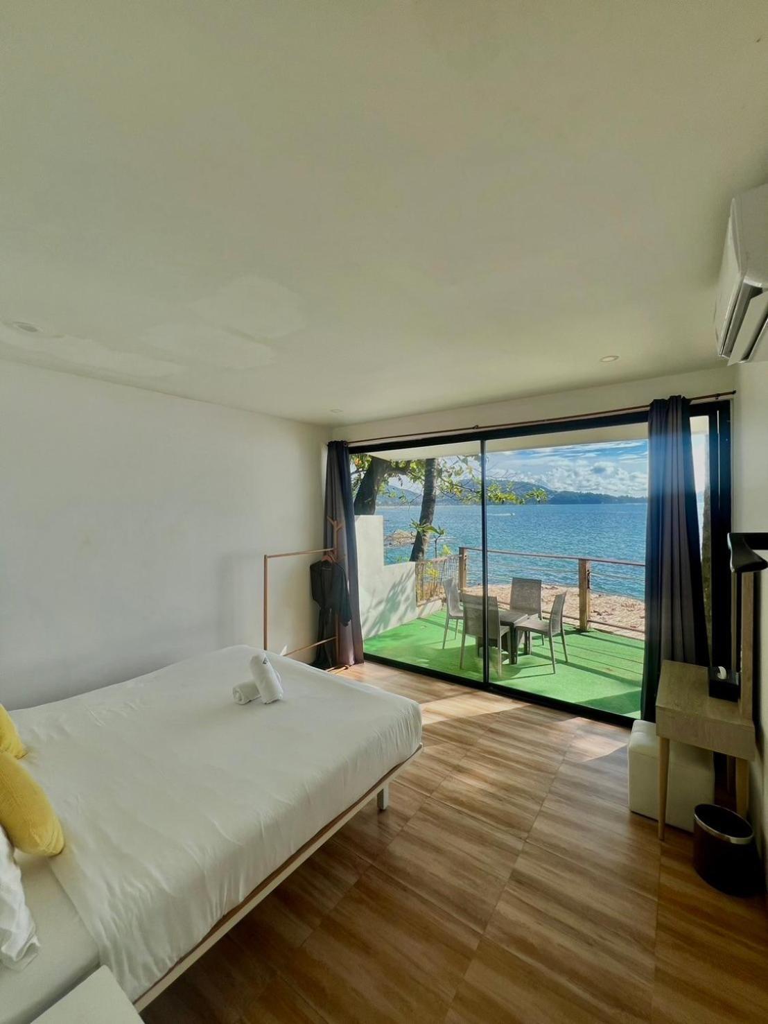 Family Room Sea View