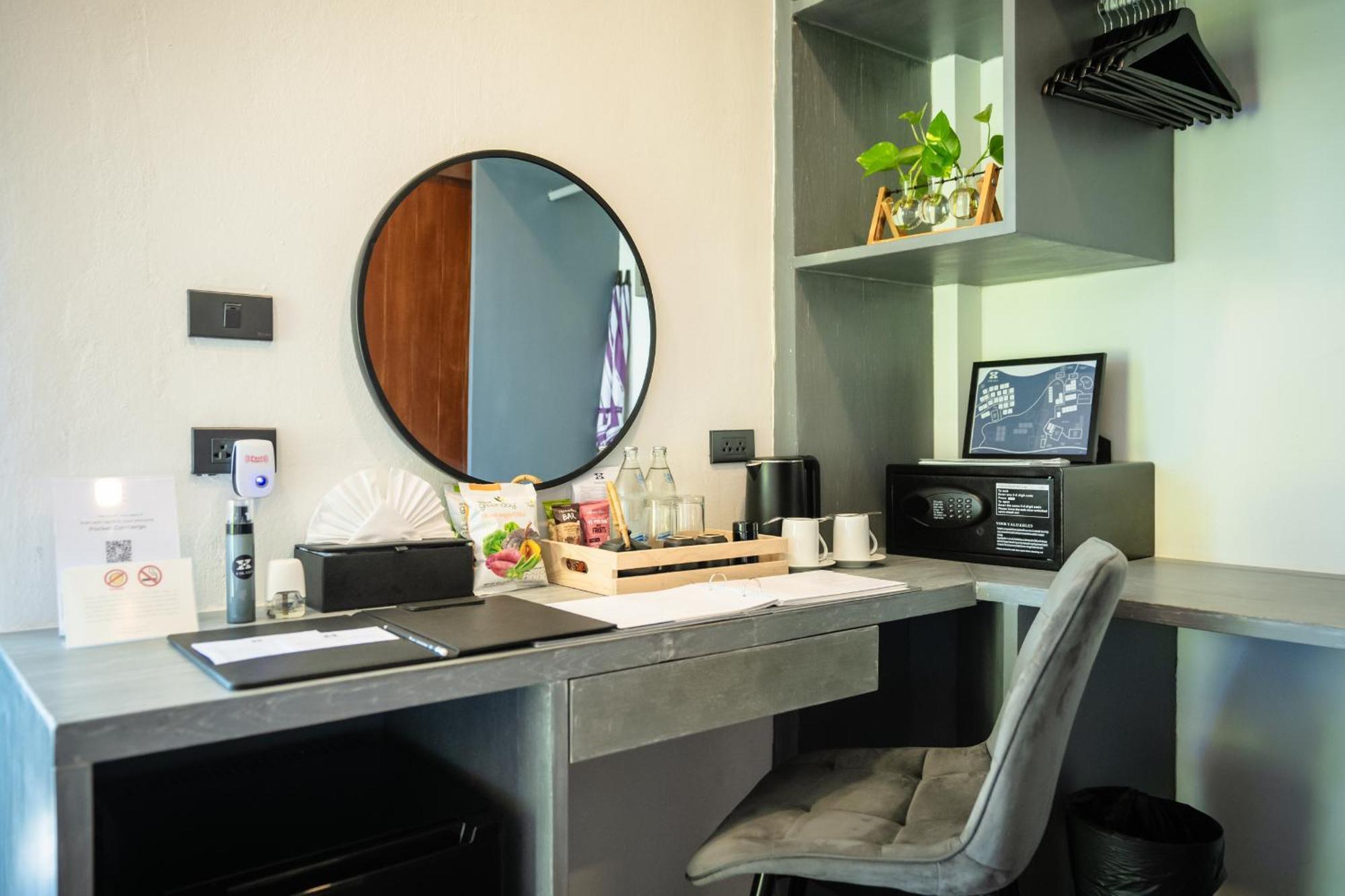 Double or Twin Room Partial Sea View Unlimited Yoga Class Access