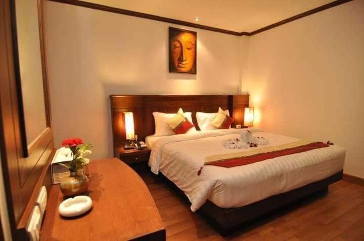 Superior Double or Twin Room with City View,1620811282:JPEG