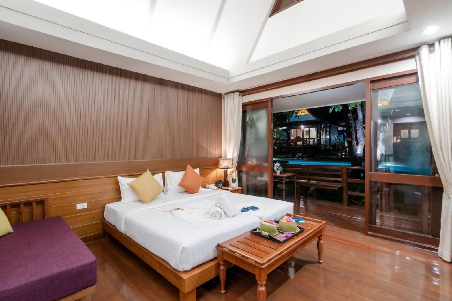 Family Suite Pool Access