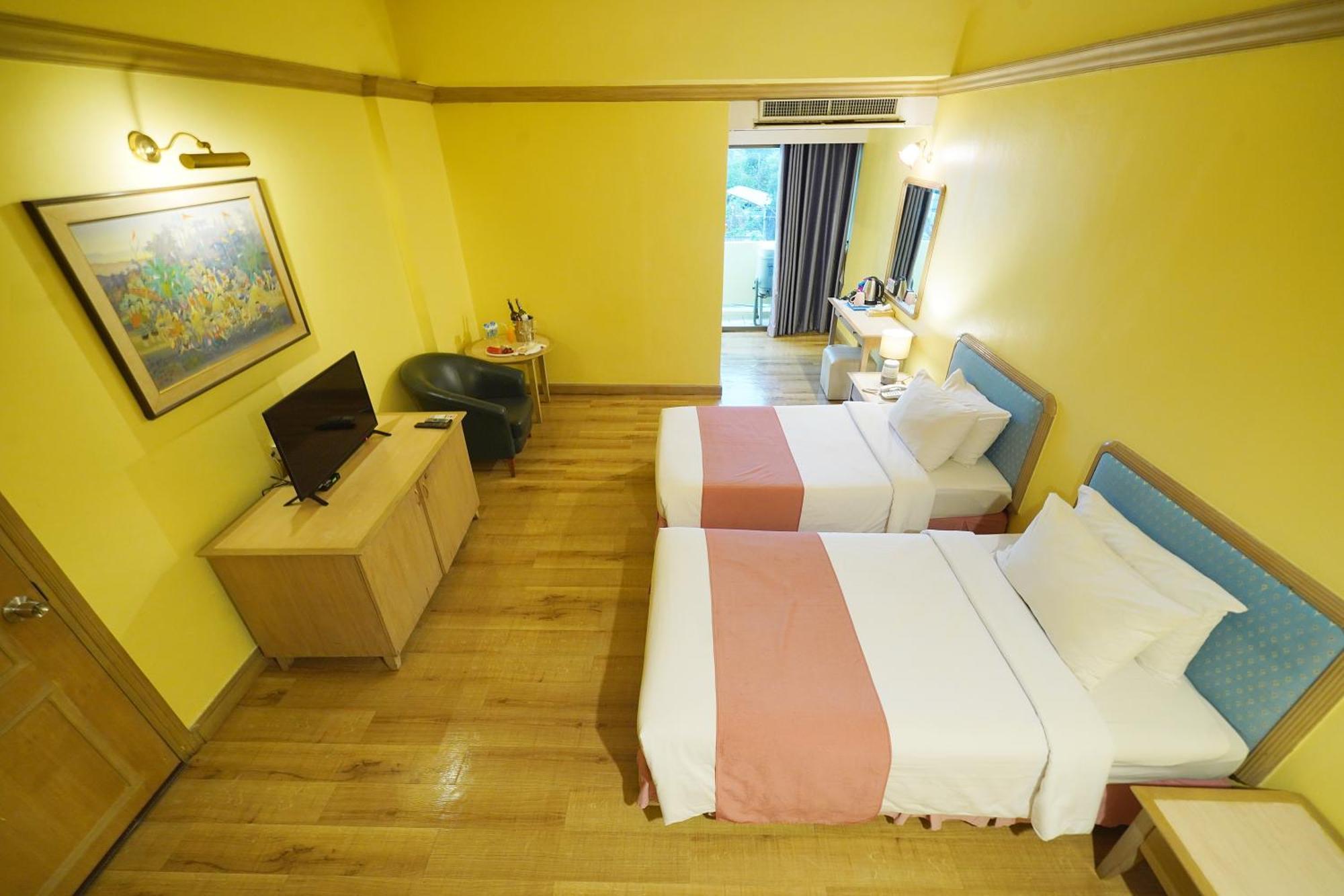Superior Twin Room