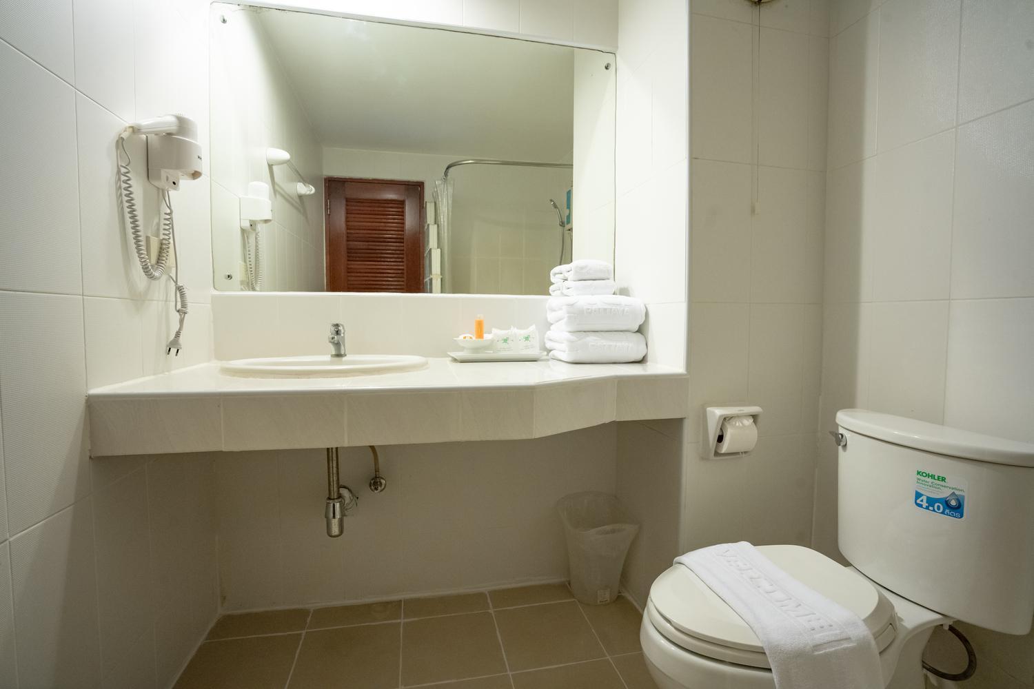 Double Room with Pool View,1624317876:JPEG