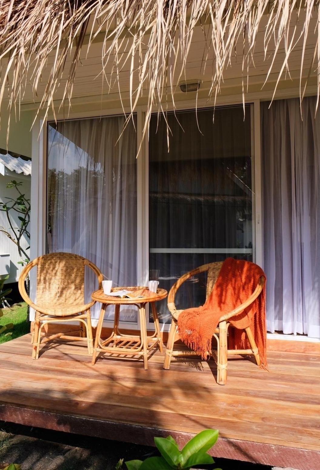 Bungalow Garden View