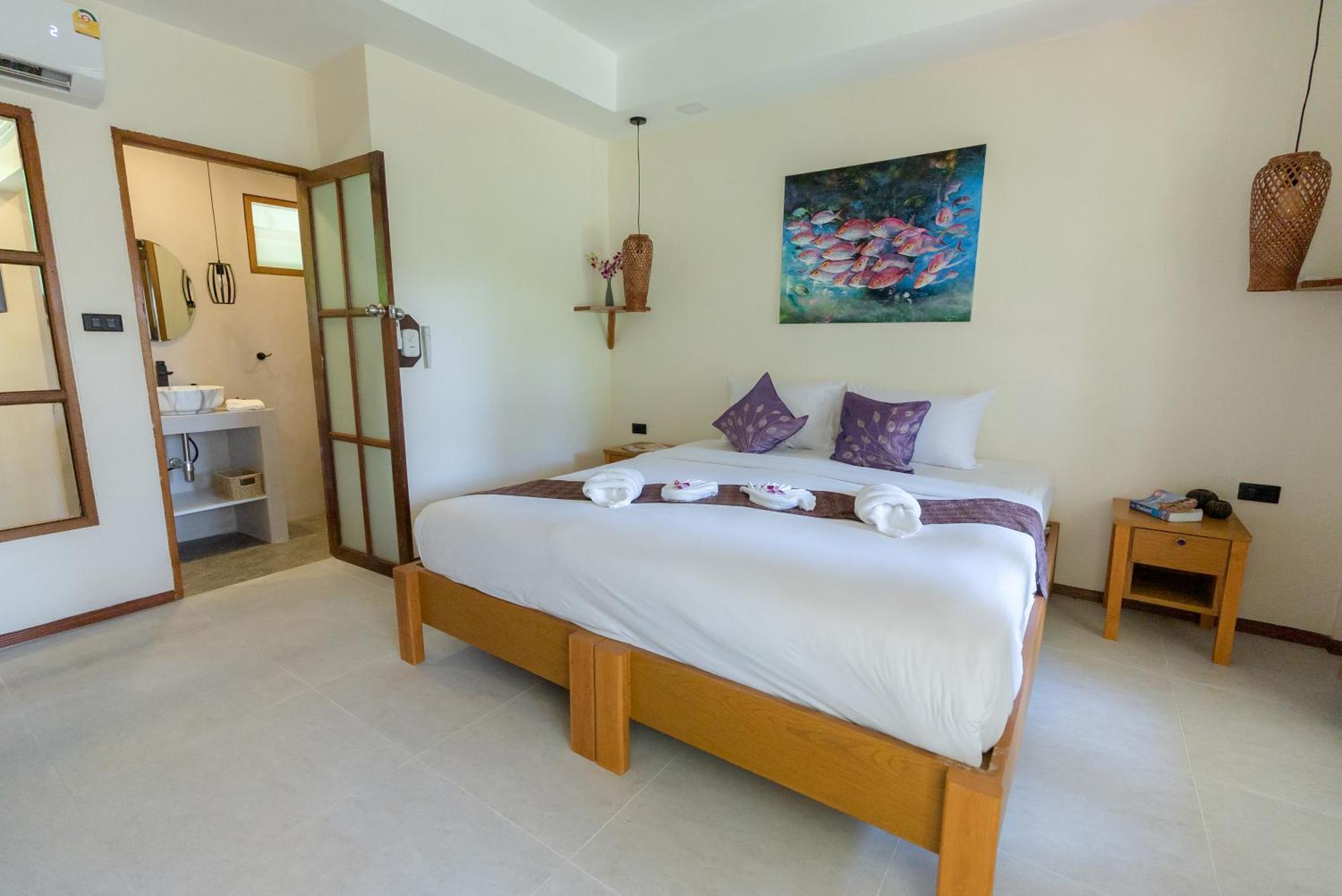 Deluxe Double or Twin Room