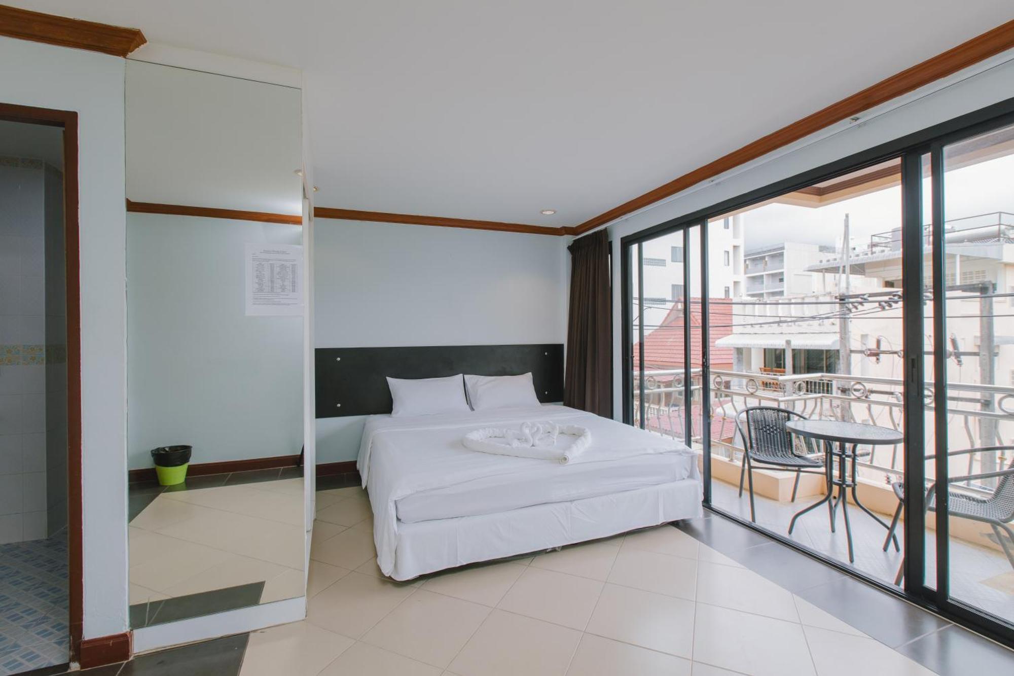 Deluxe Double Room with Balcony