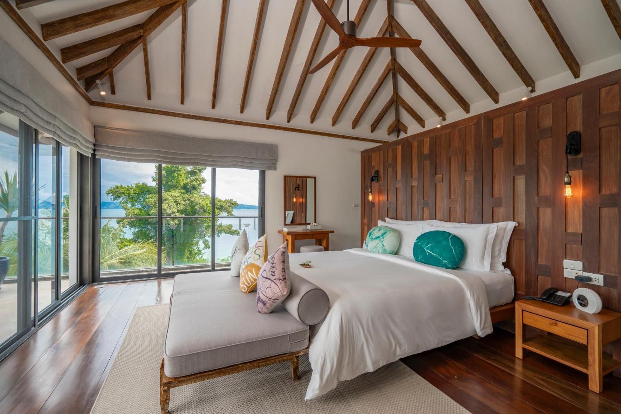 Hilltop Pool Villa