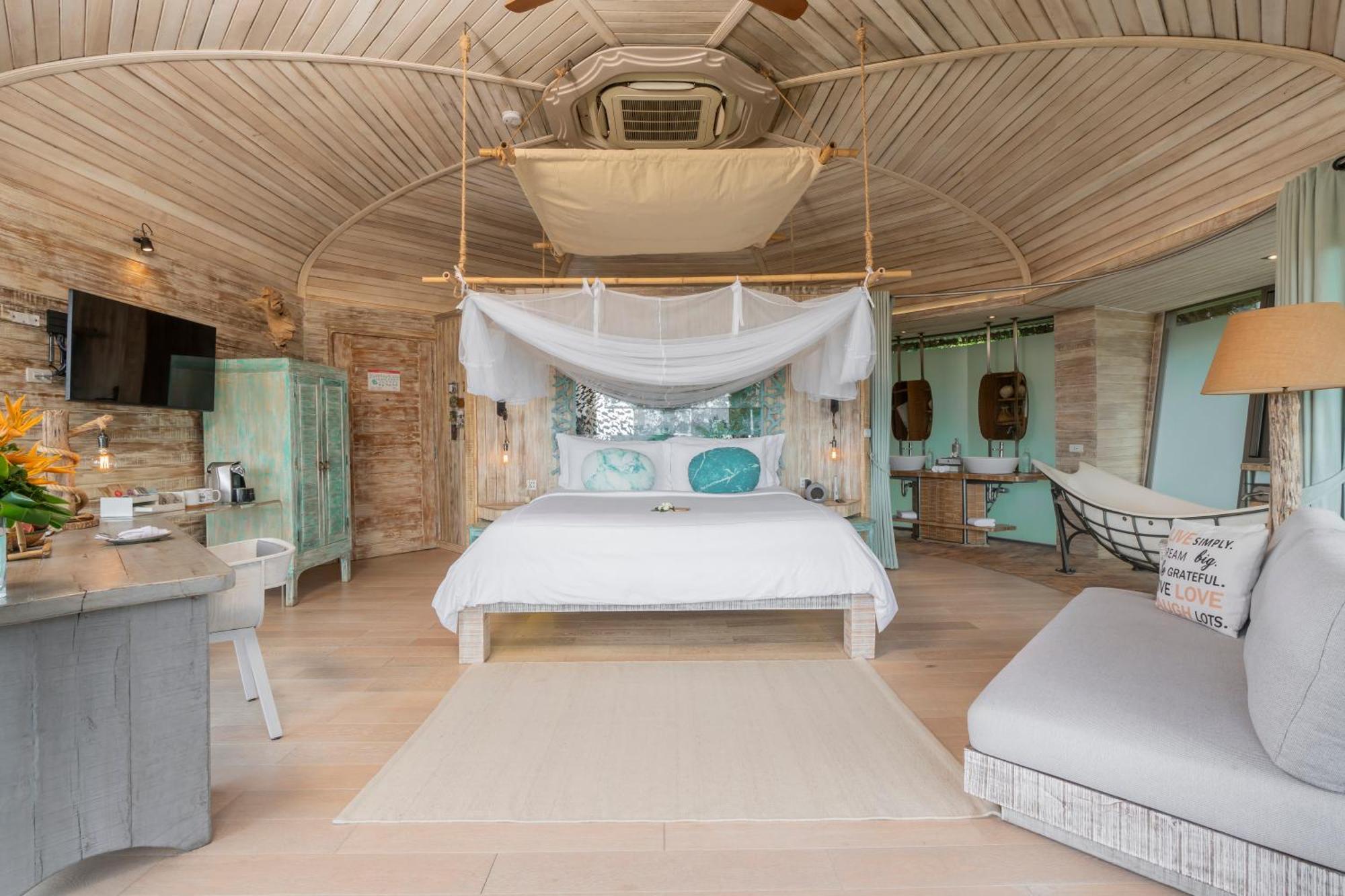 TreeHouse Villa