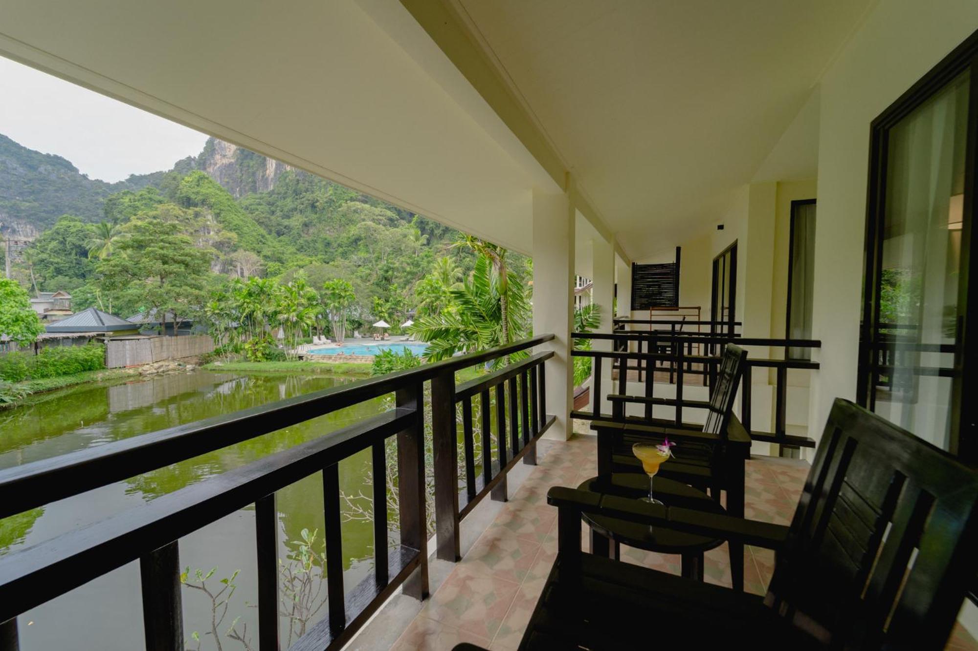Premier Room