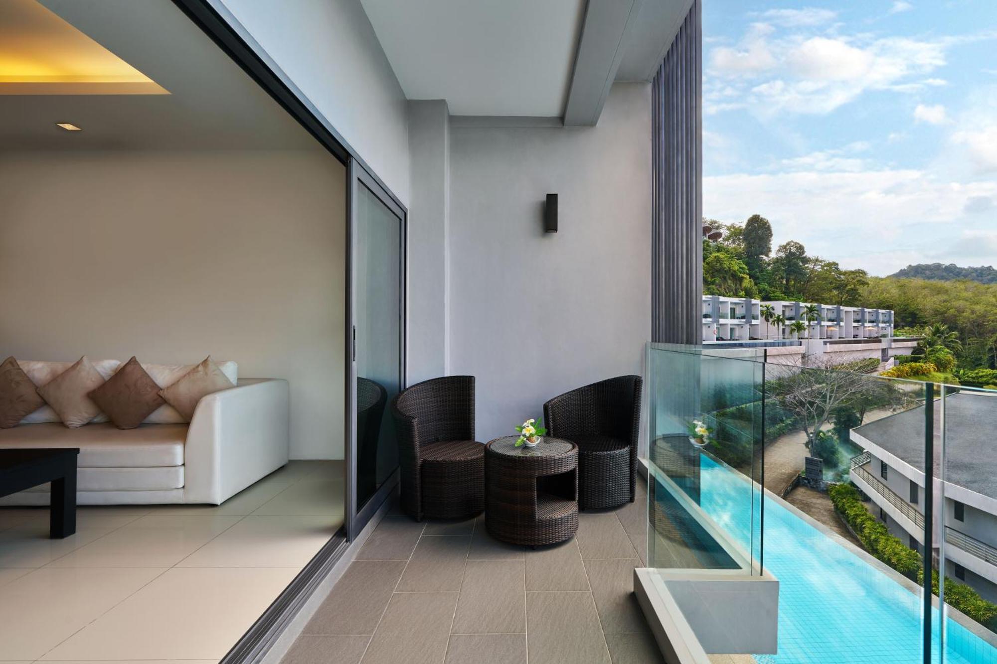 One Bedroom Suite Seaview