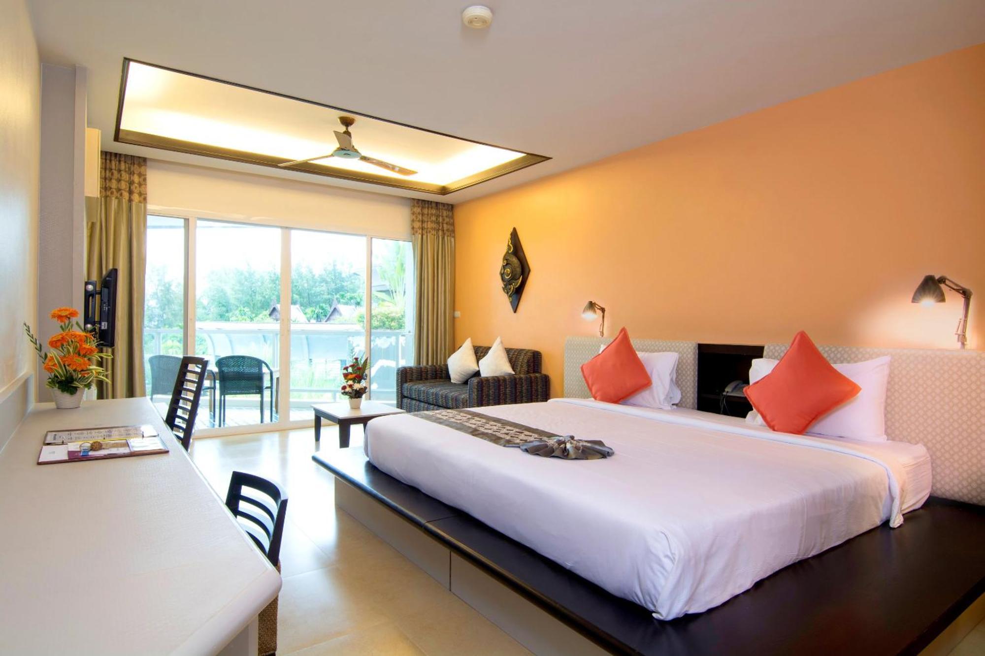 Deluxe Double or Twin Room