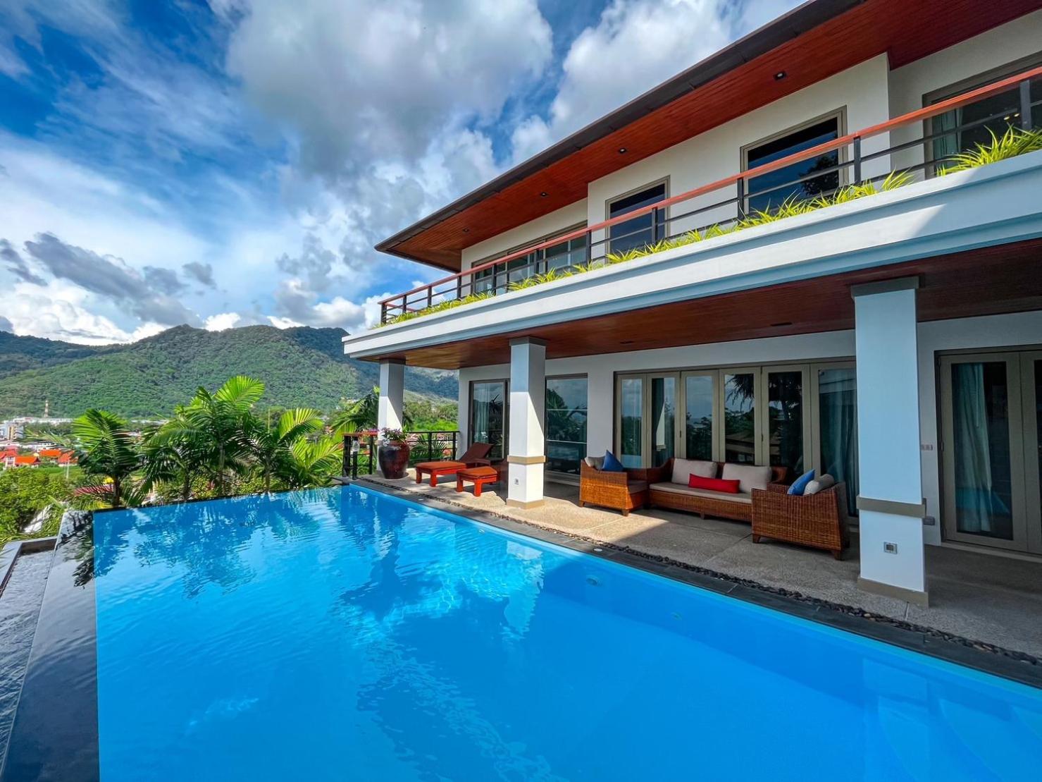Three-Bedroom Villa Private Pool