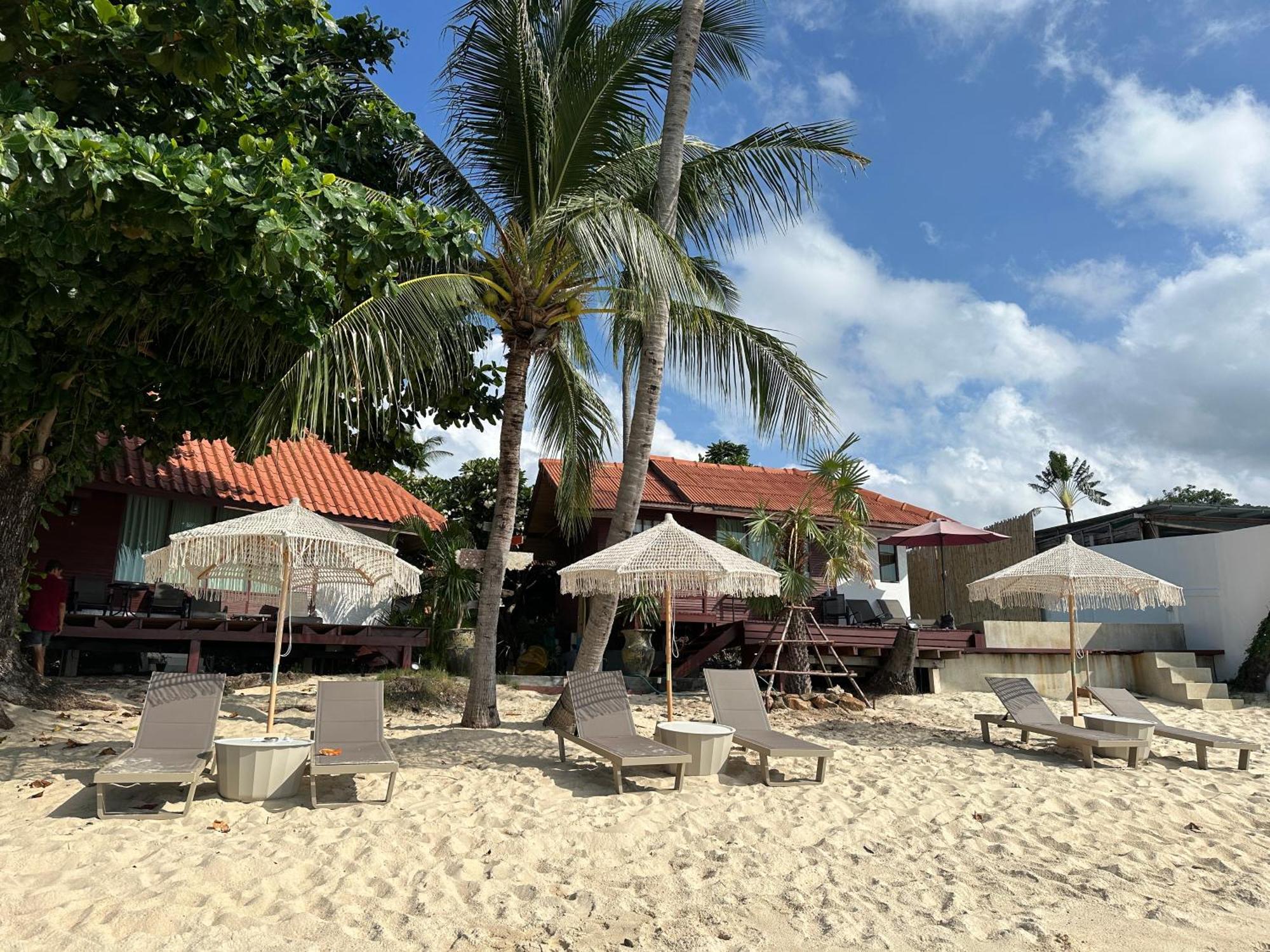 Mini Villa Beachfront "Annex"