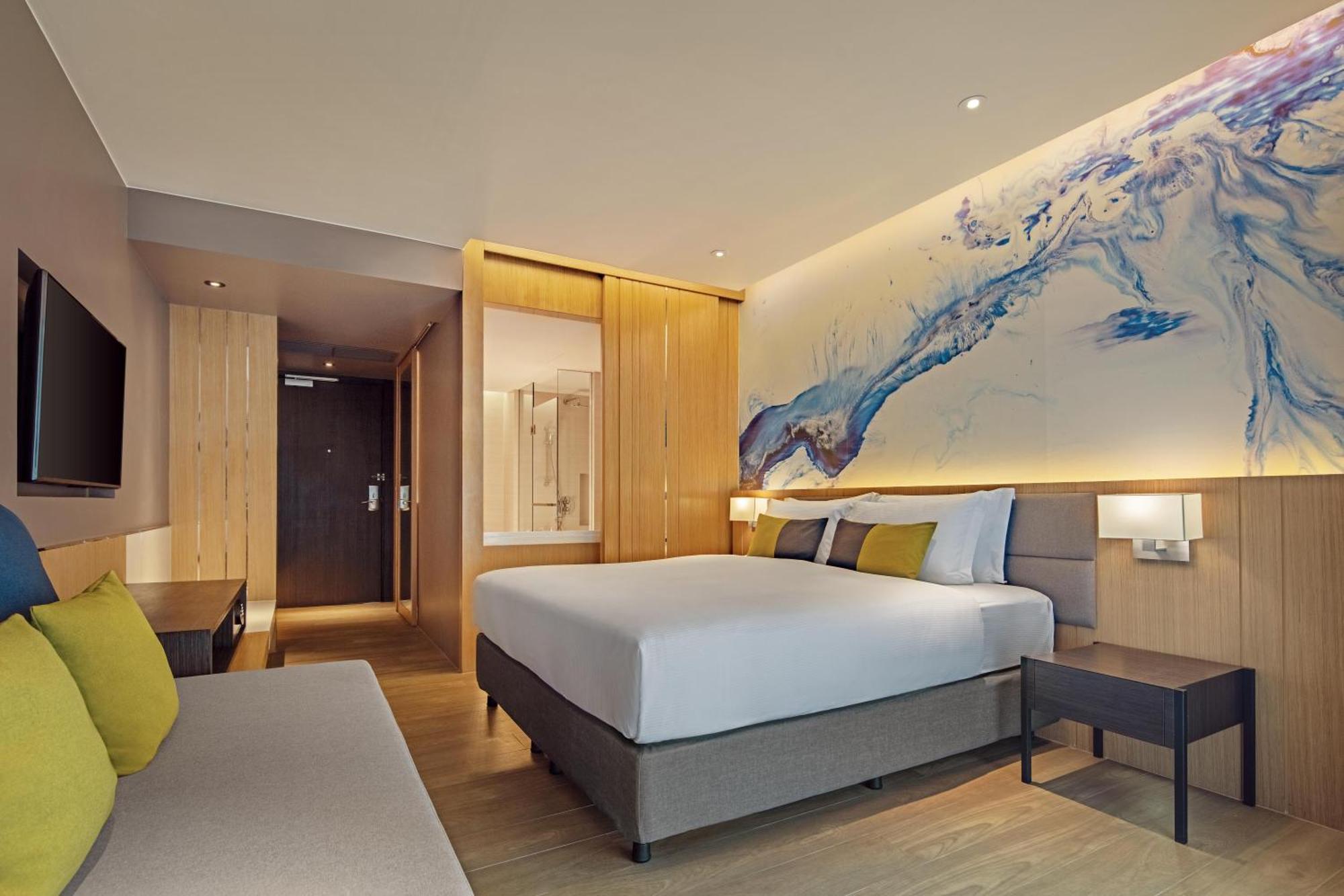 Deluxe King Room Balcony