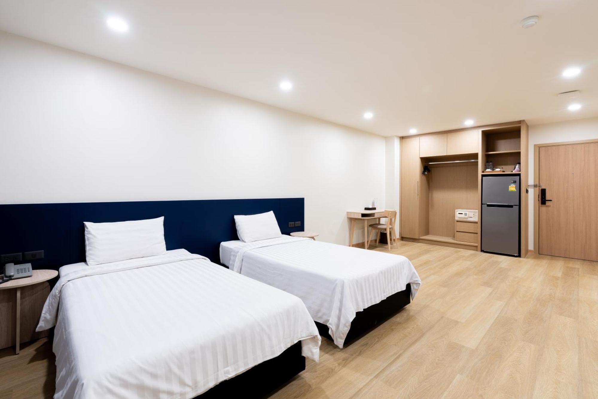 Large Double or Twin Room