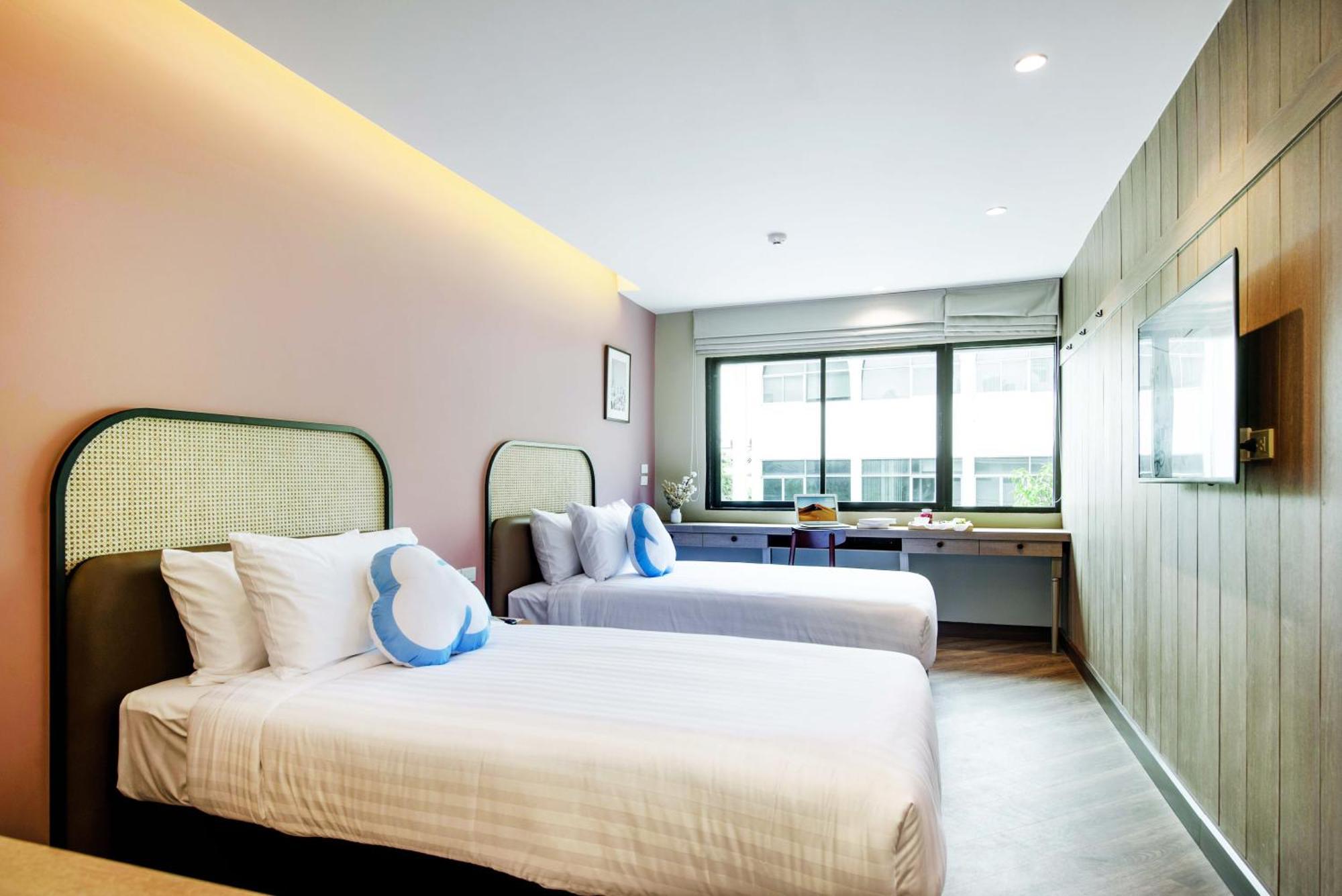 Deluxe Double or Twin Room