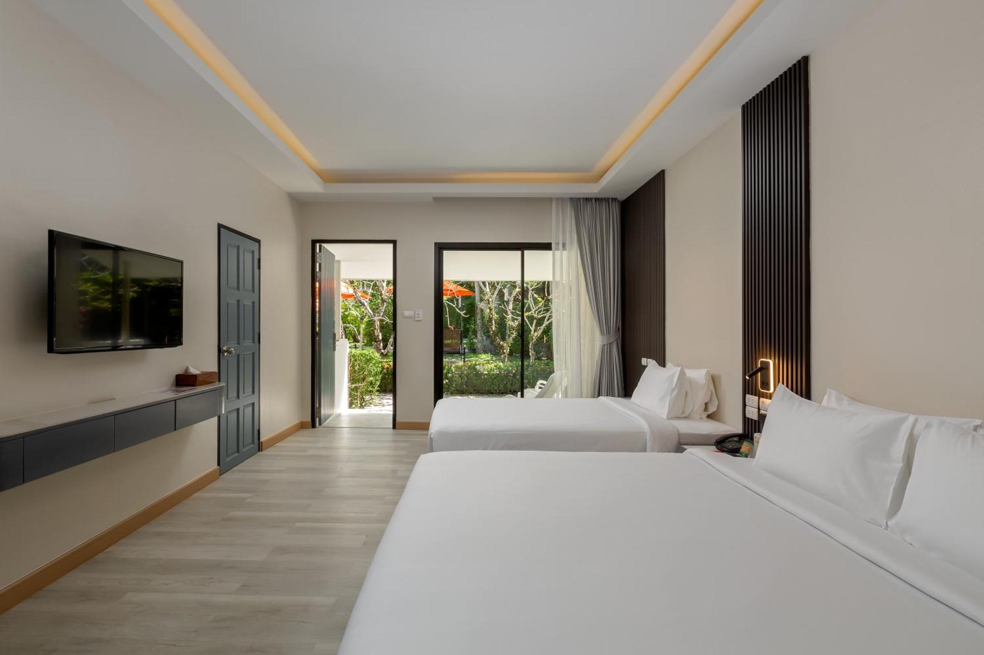 Double or Twin Room Balcony