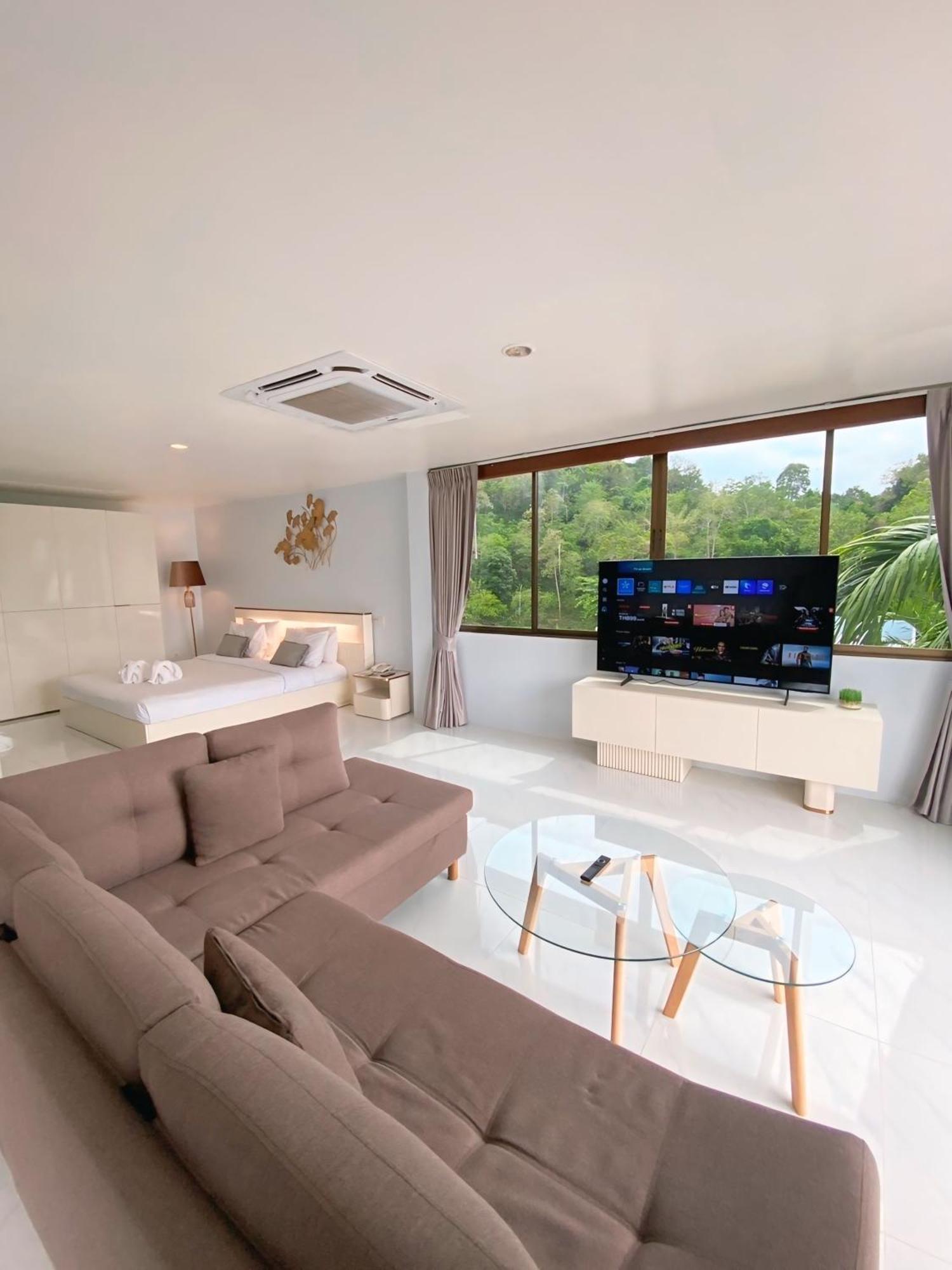 Penthouse Suite