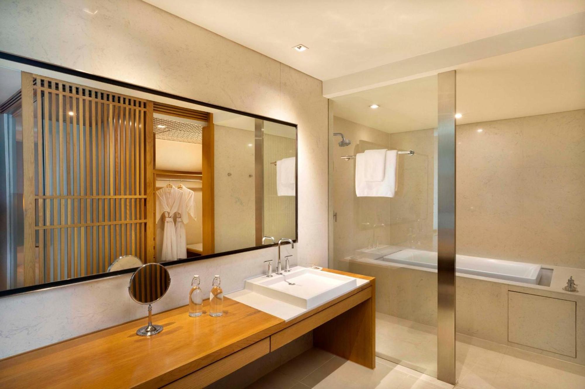 Grand Deluxe Double Room