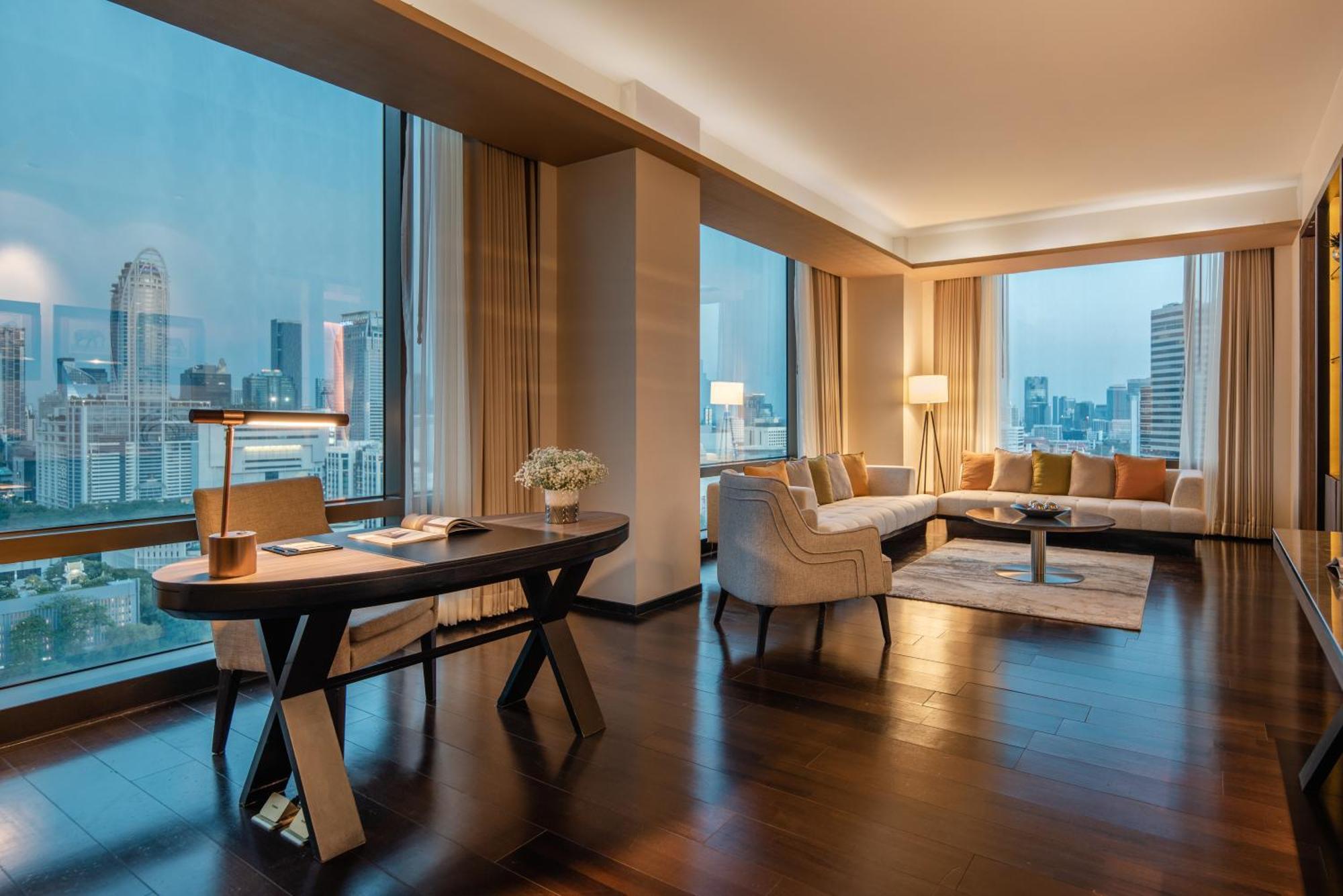 Executive Family Suite Piano Club Privilege