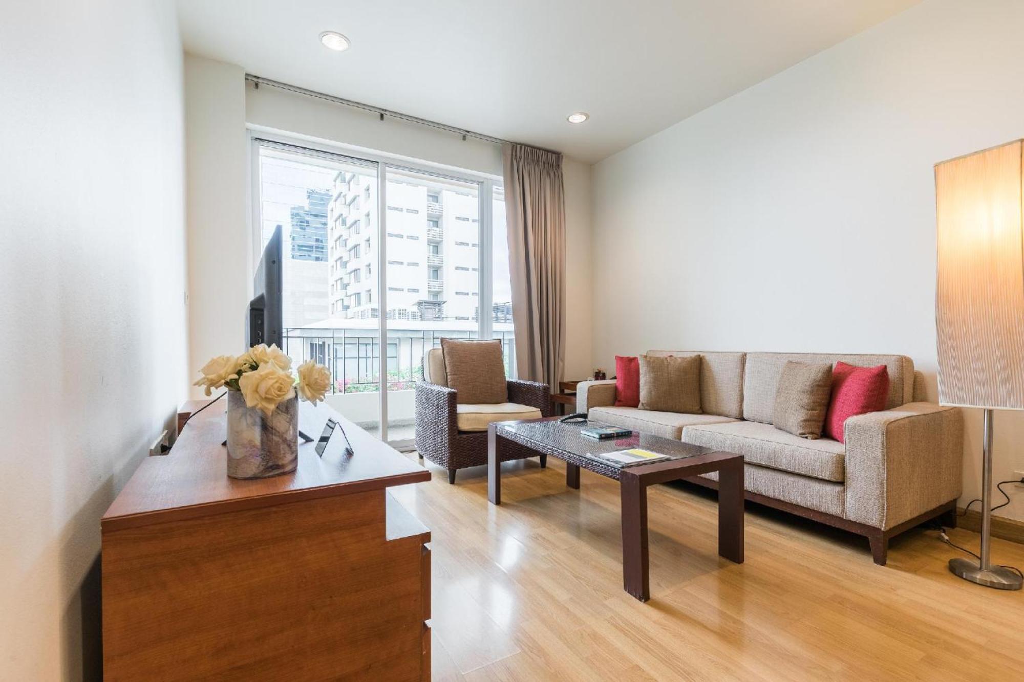 Two-Bedroom Apartment Non-Smoking