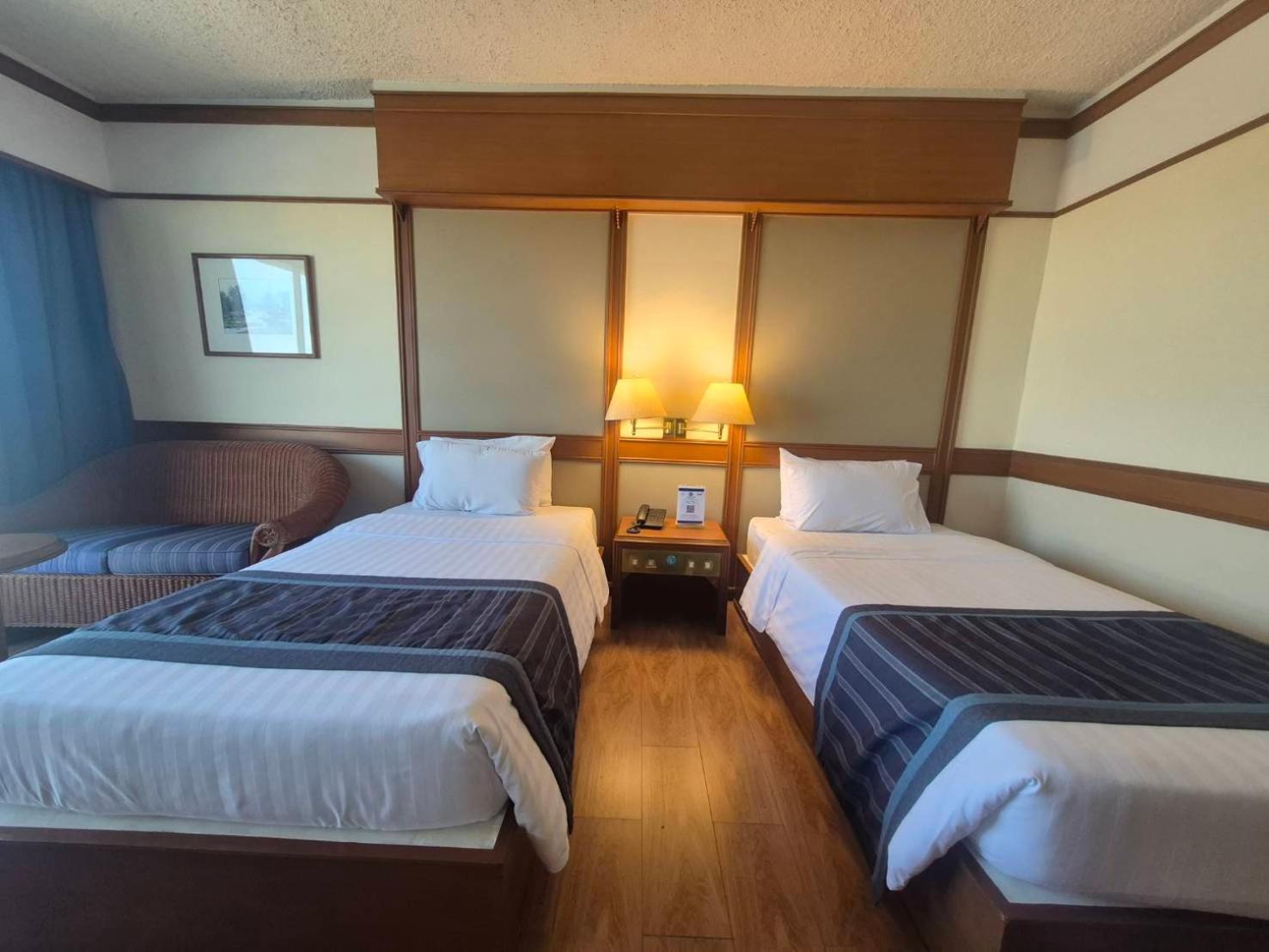 Superior Twin Room City View