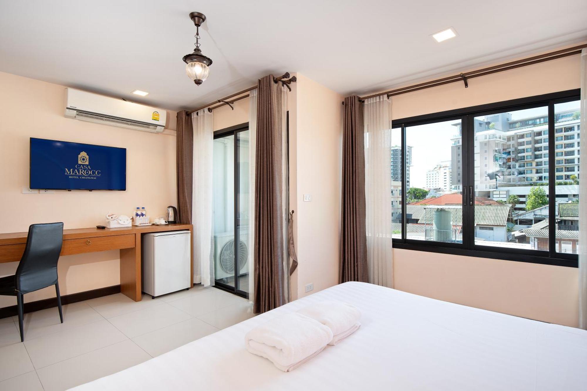 Deluxe 24 hours of Room
