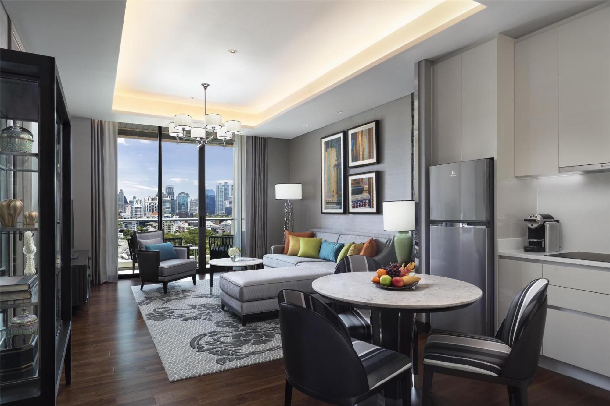 Grand Premier Twin Room Balcony