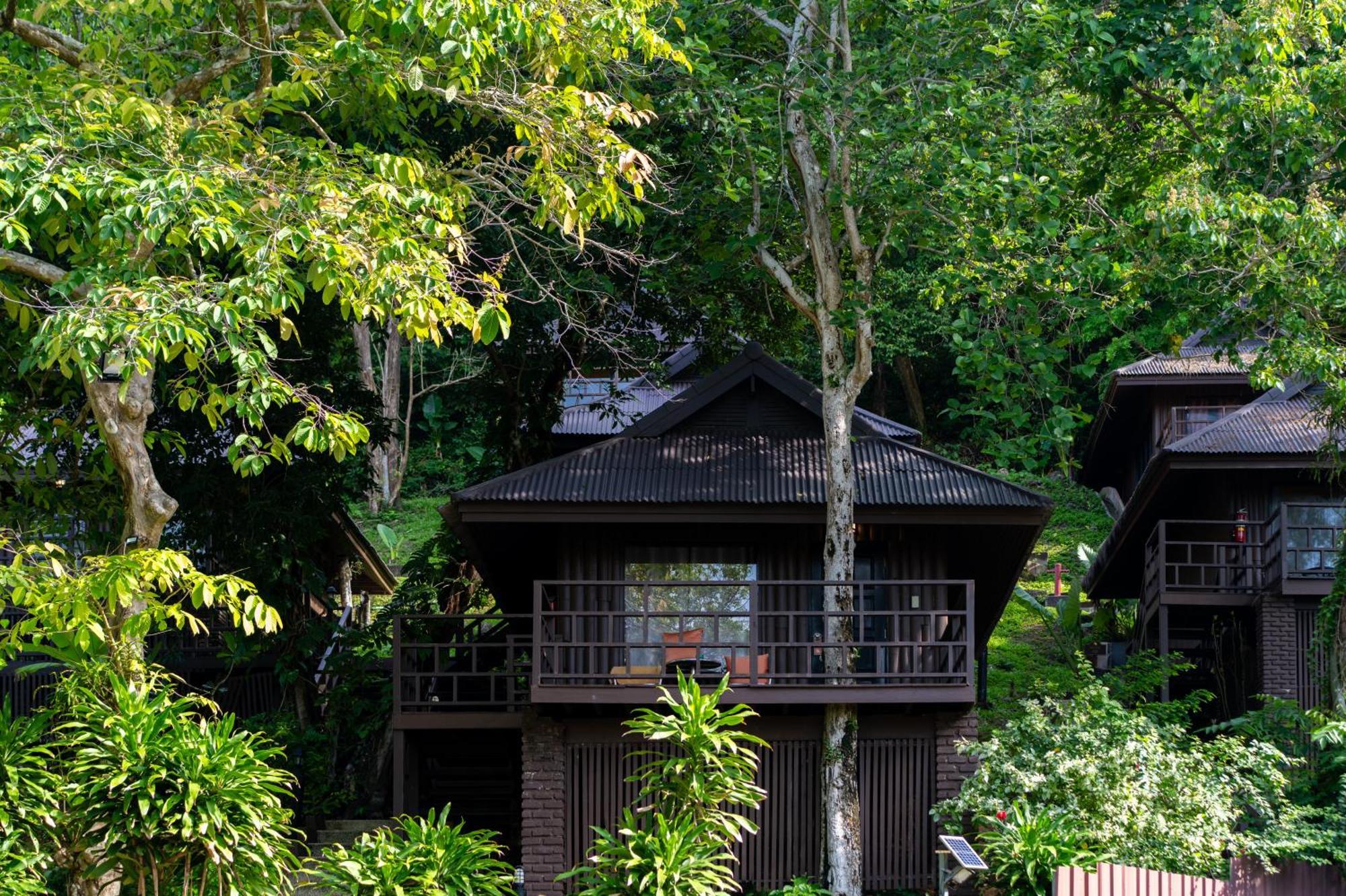 Deluxe Double or Twin Room Garden View