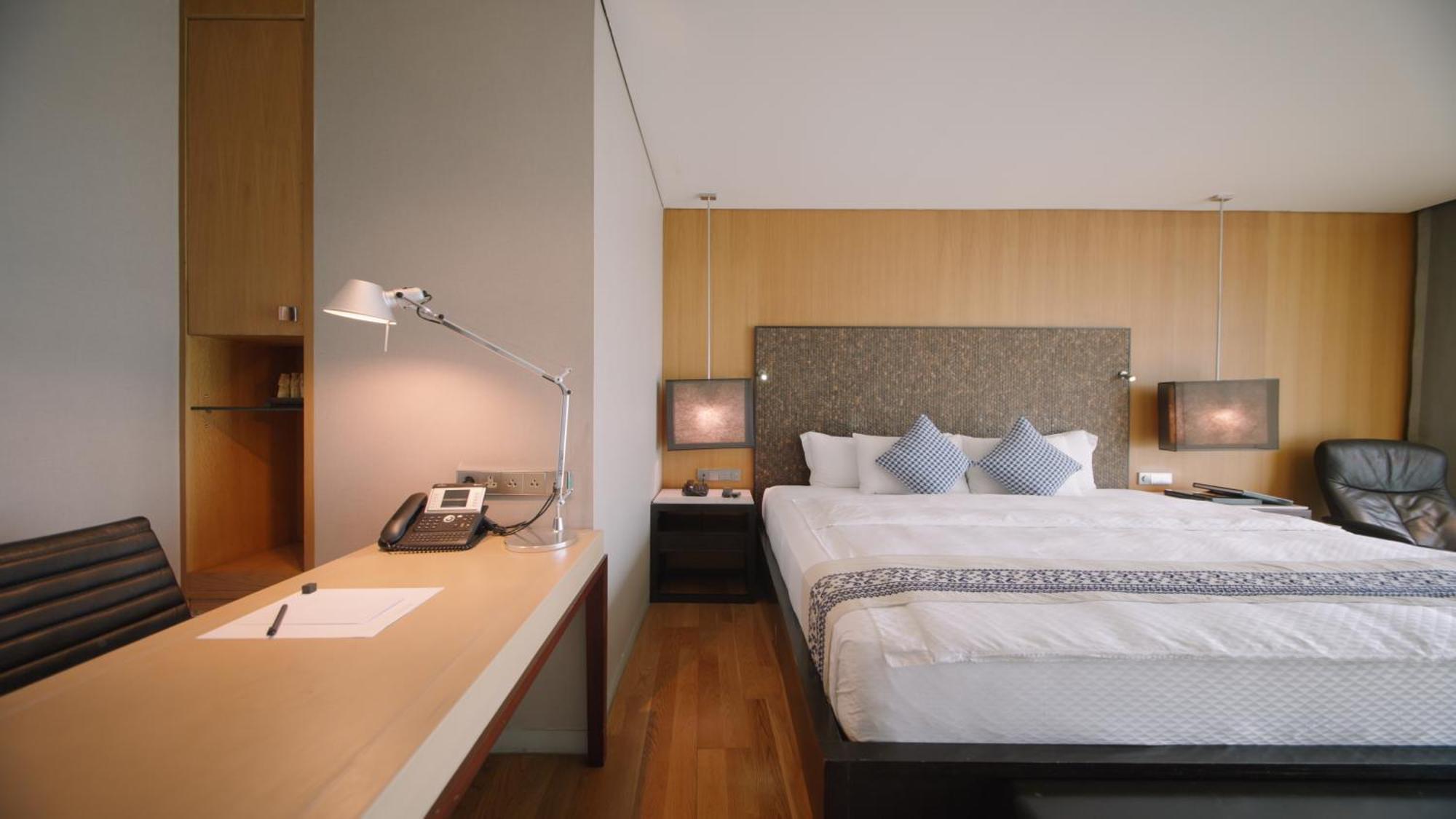 Grand Deluxe Double Room
