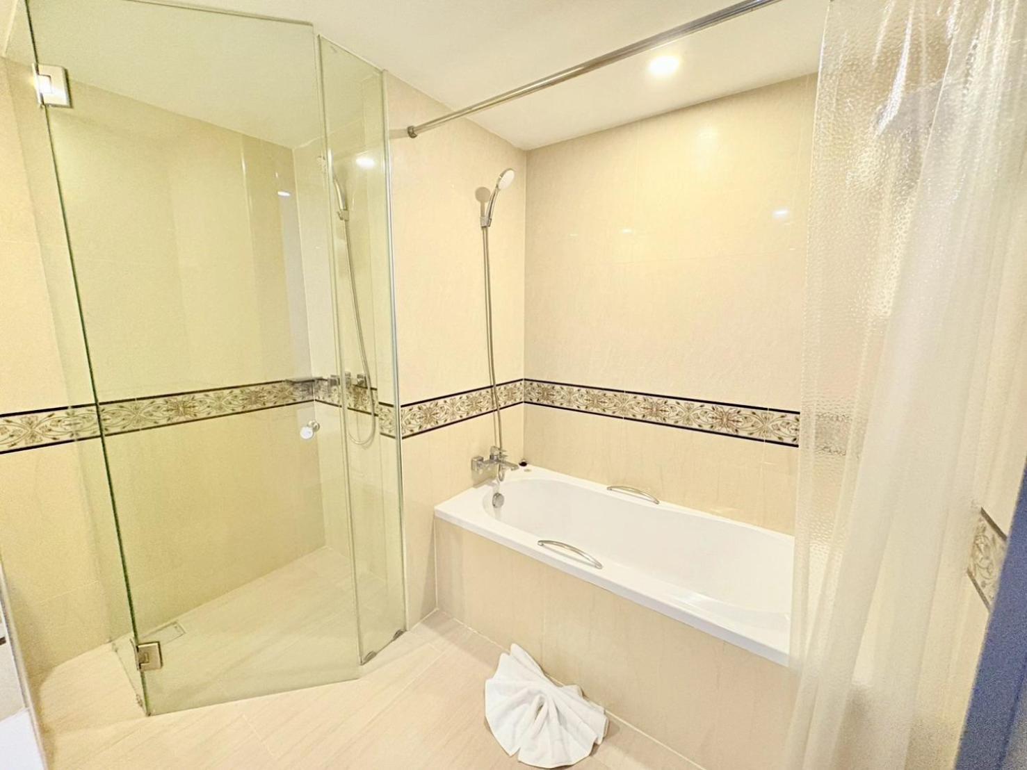 Executive Deluxe Double Room,1674701576:JPEG