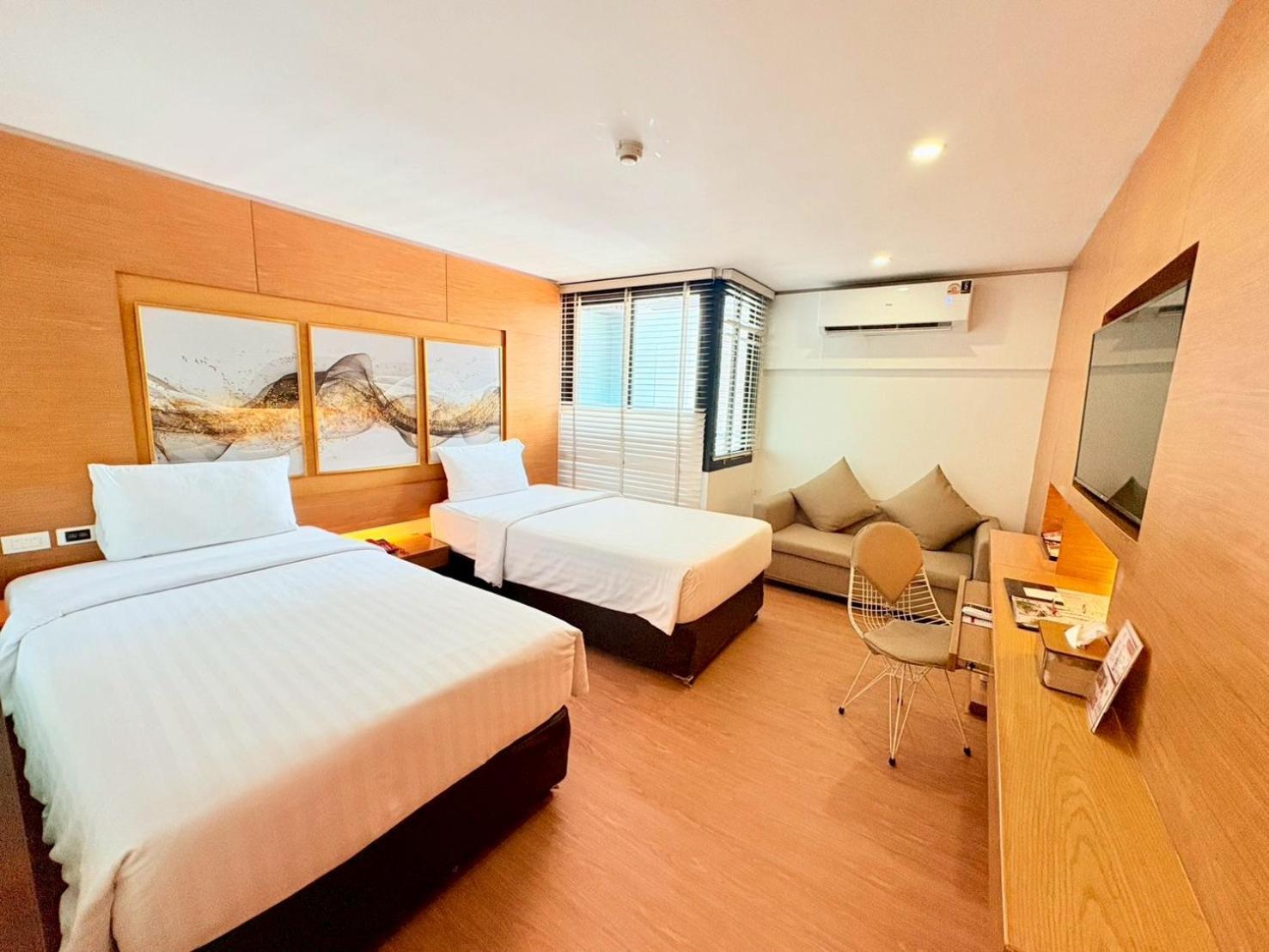 Deluxe Double or Twin Room