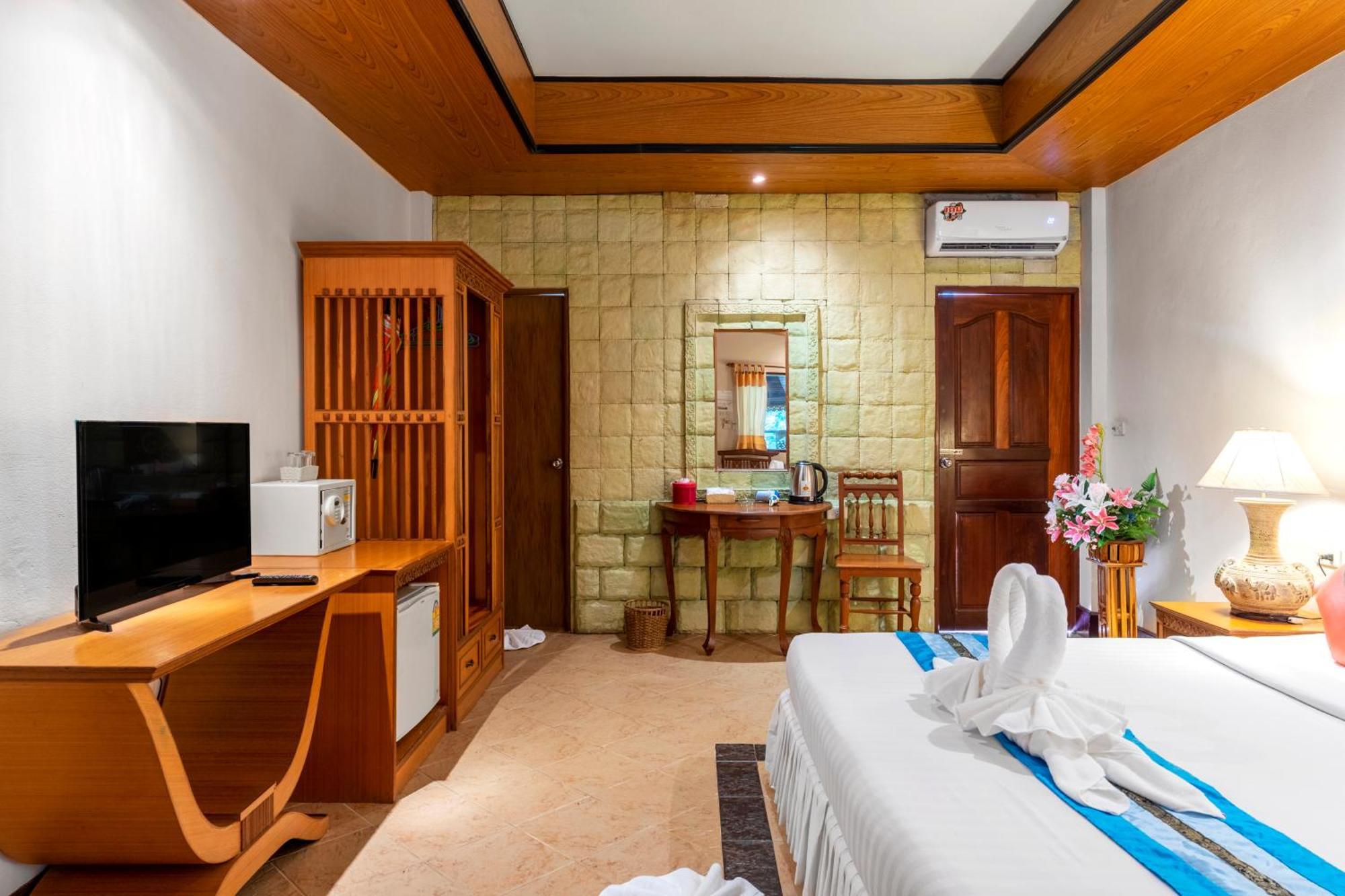 Superior Double Room Garden View