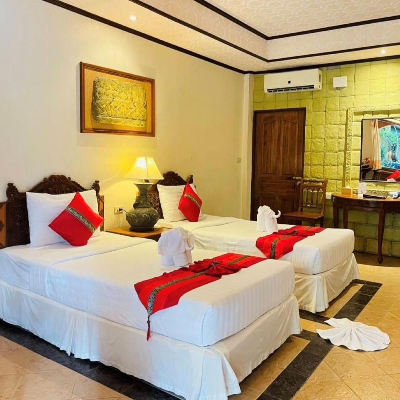 Superior Twin Room Garden View