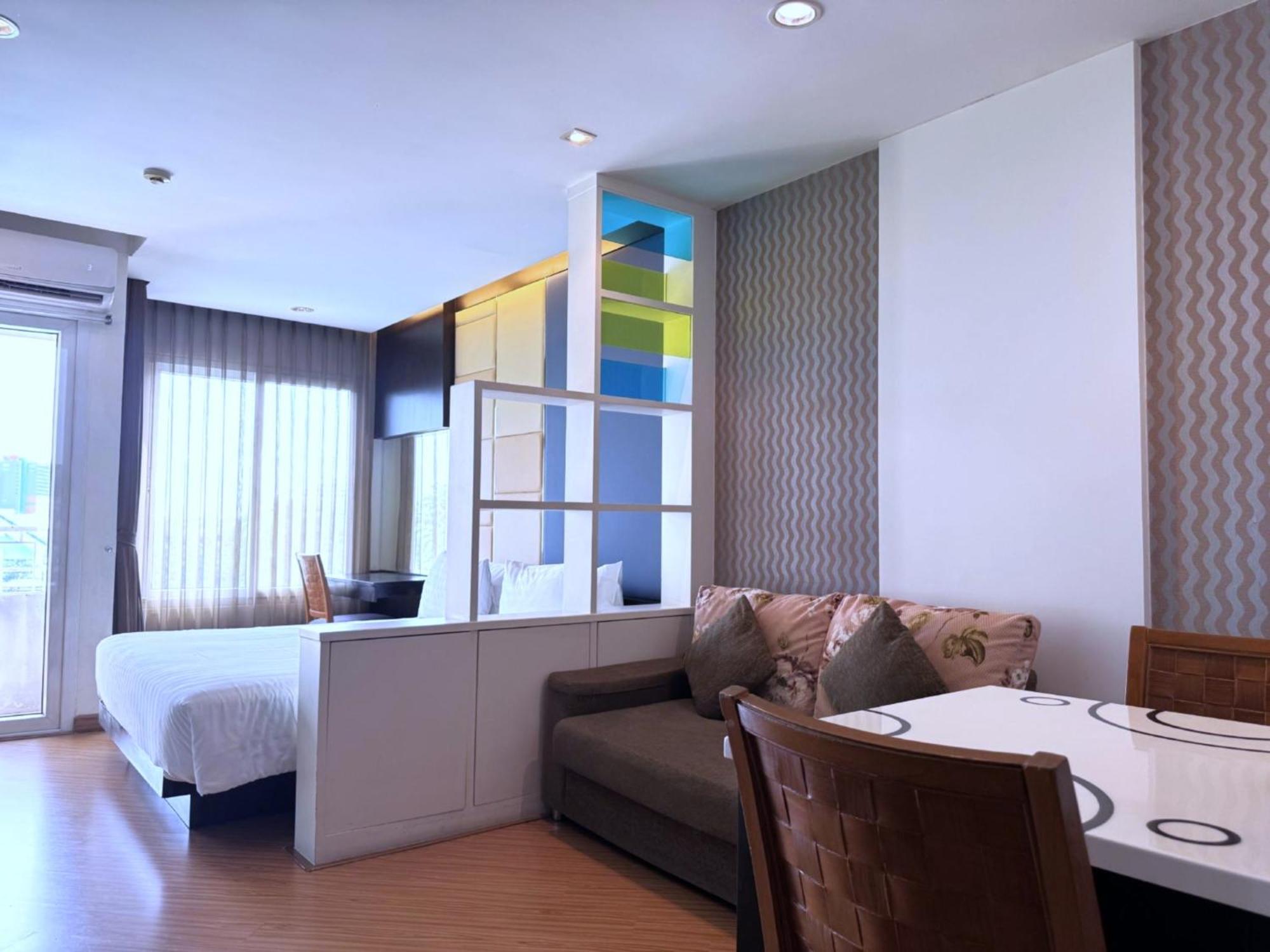 Deluxe Double Room City View