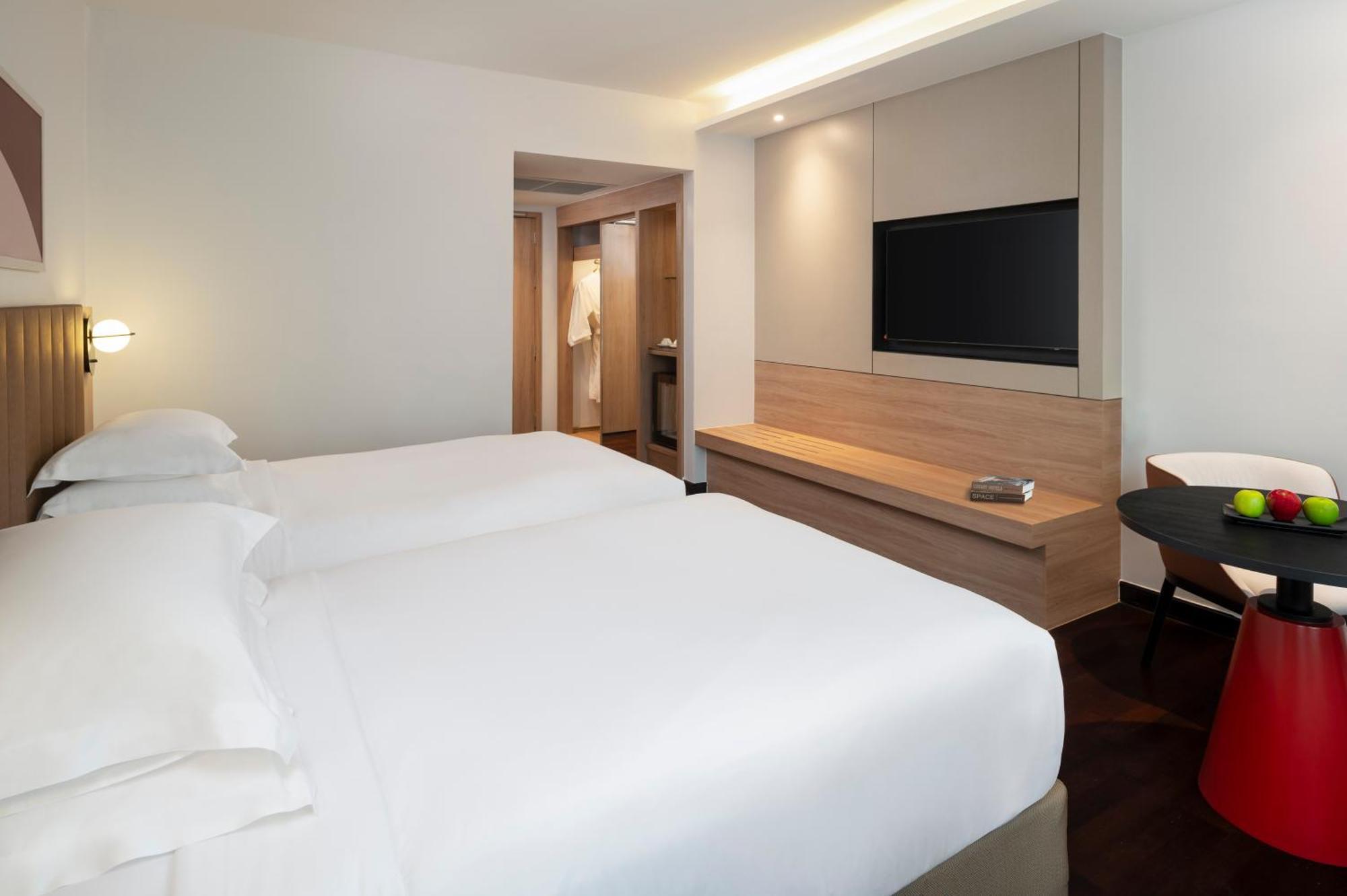 Deluxe Superior Room,1687478303:JPEG